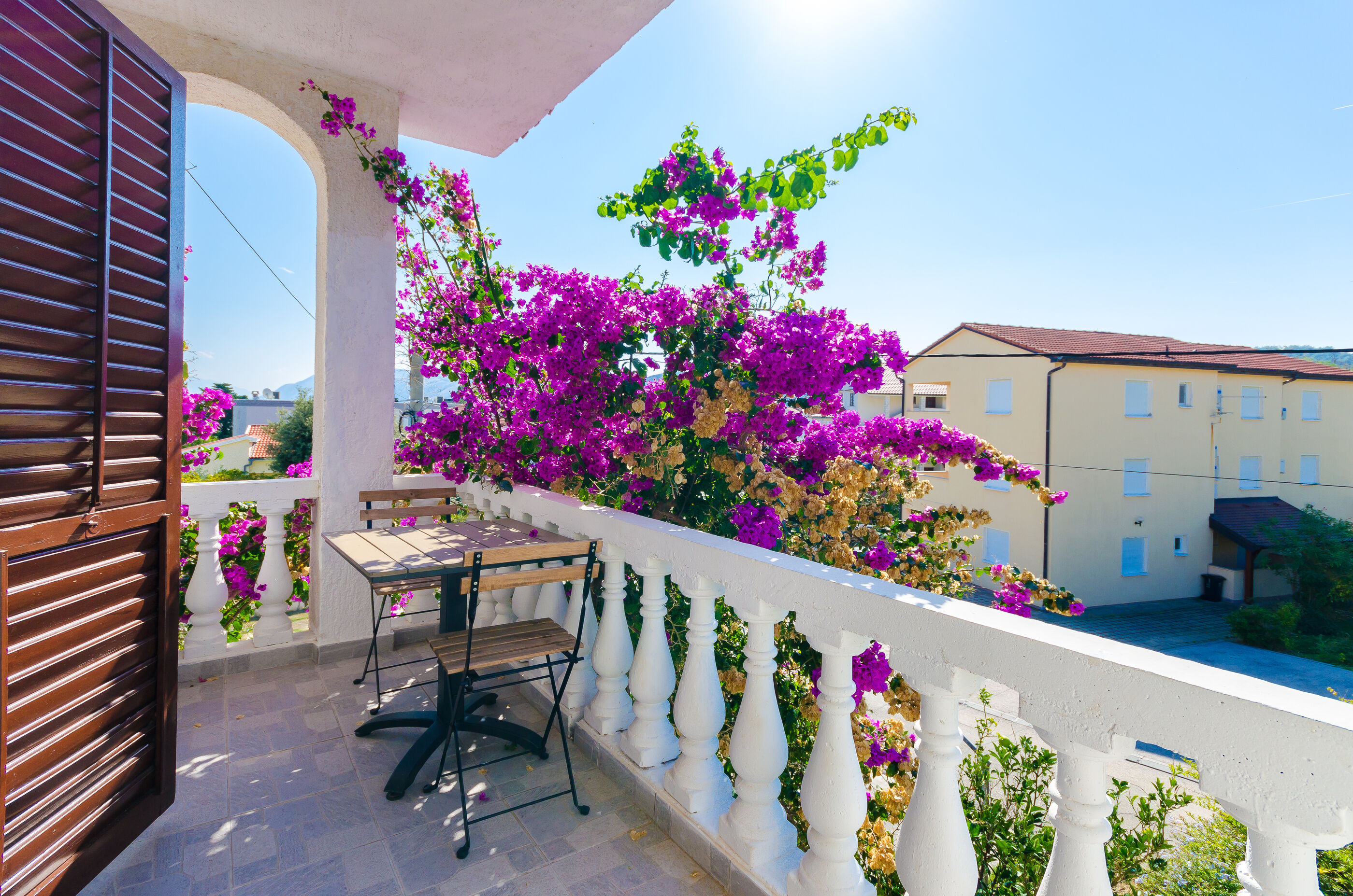 Apartments Ljubica J 89951-A1