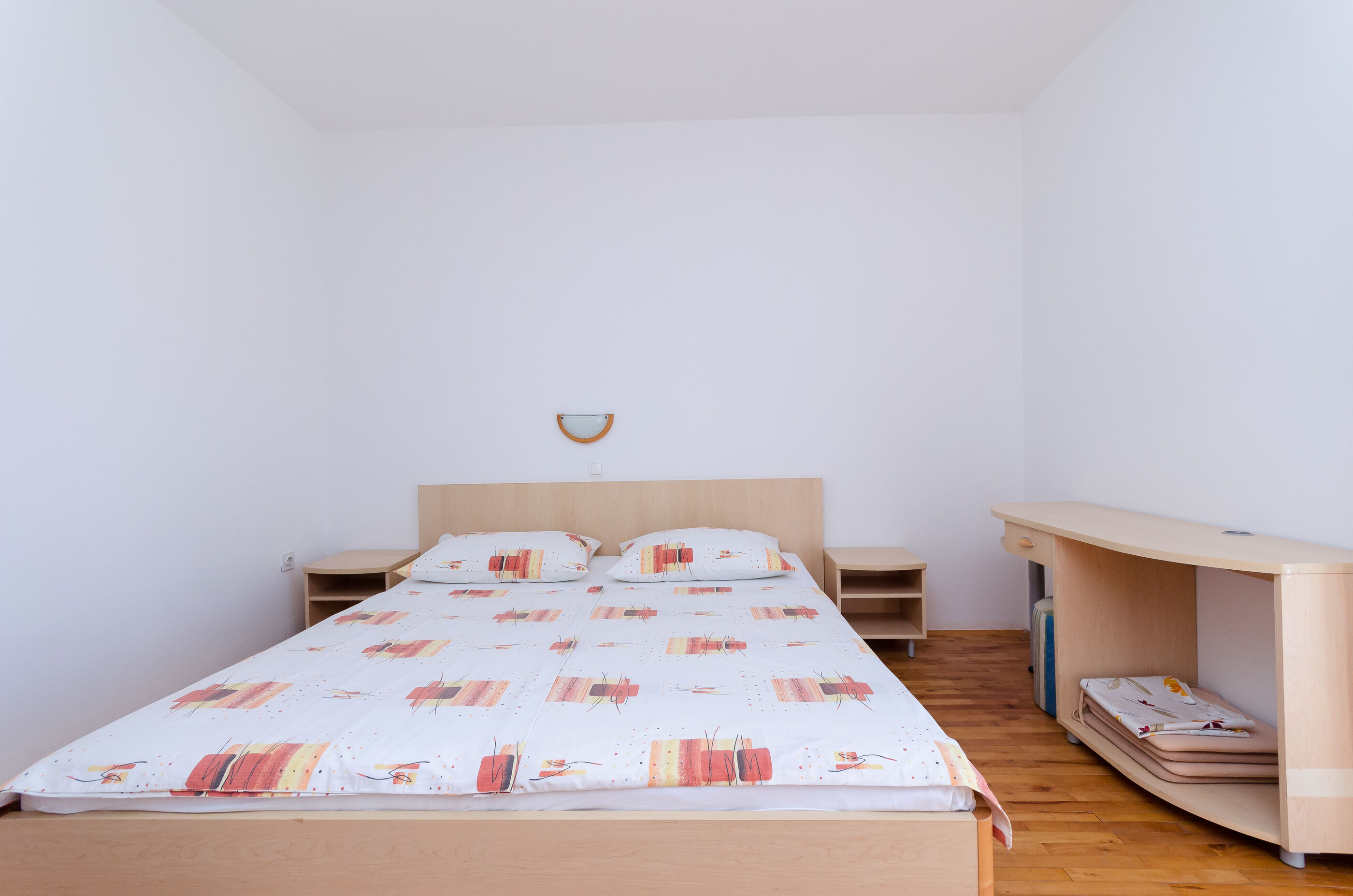 Apartments Ljubica J 89951-A1