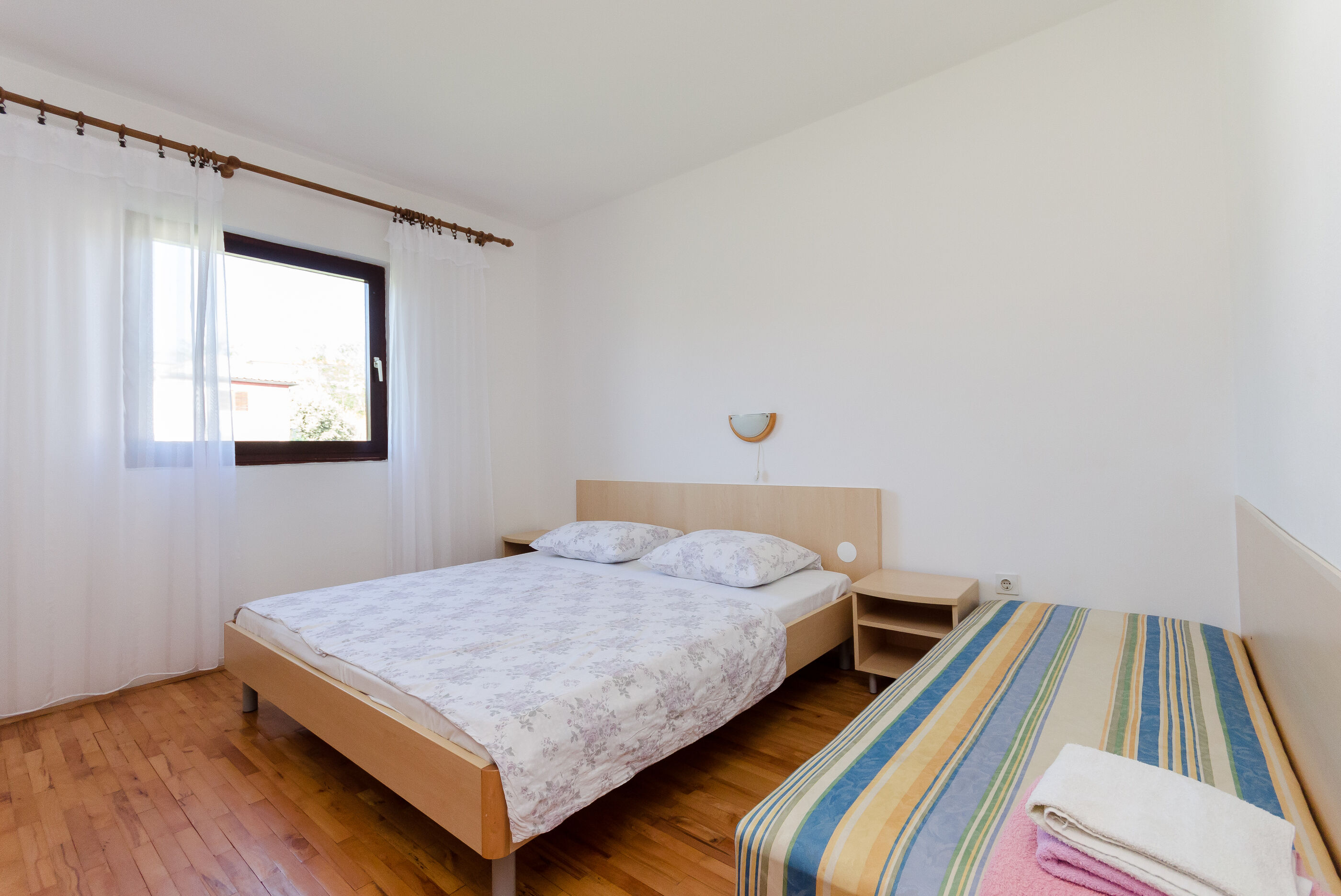 Apartments Ljubica J 89951-A2