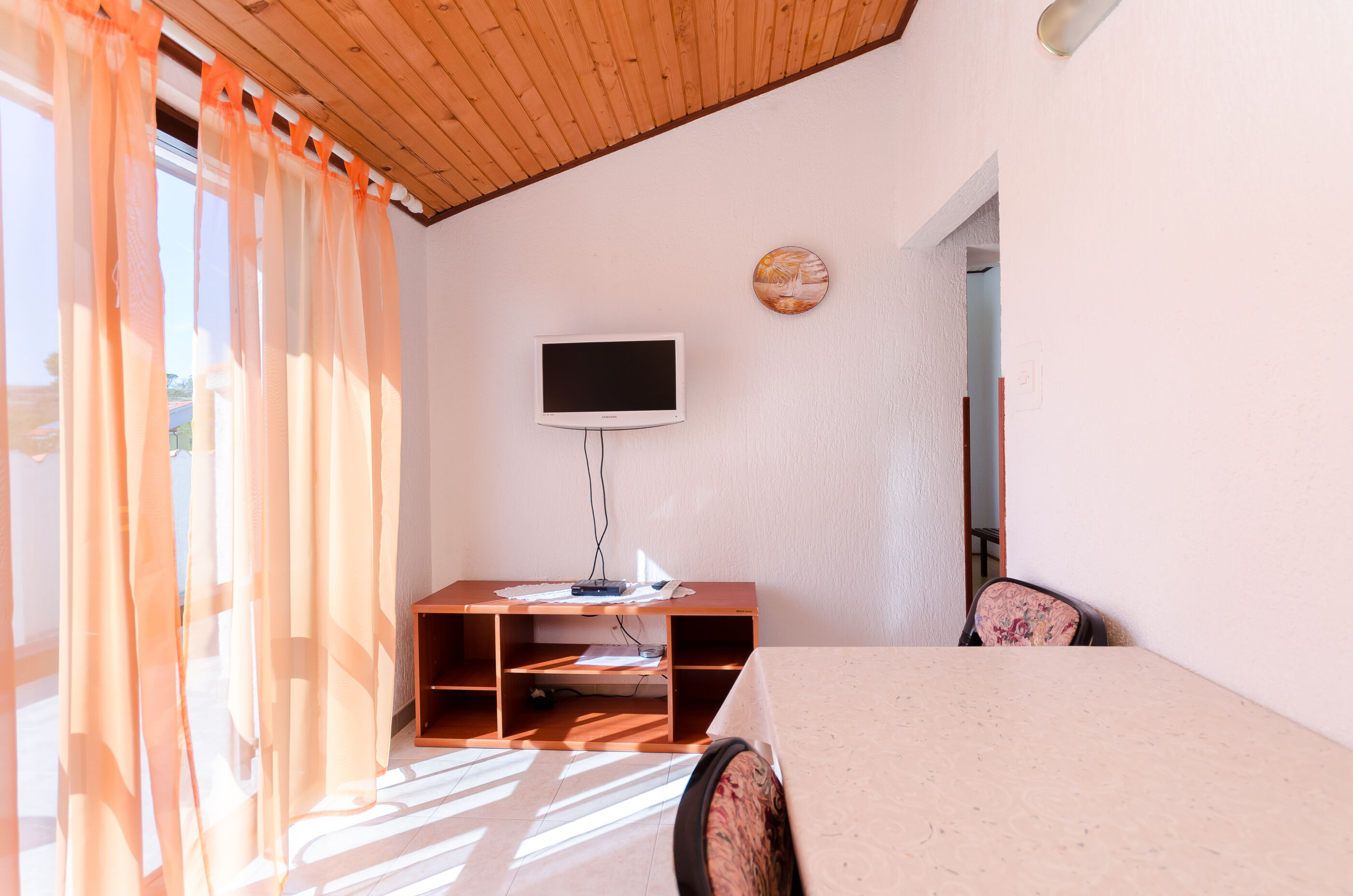 Apartments Ljubica J 89951-A3