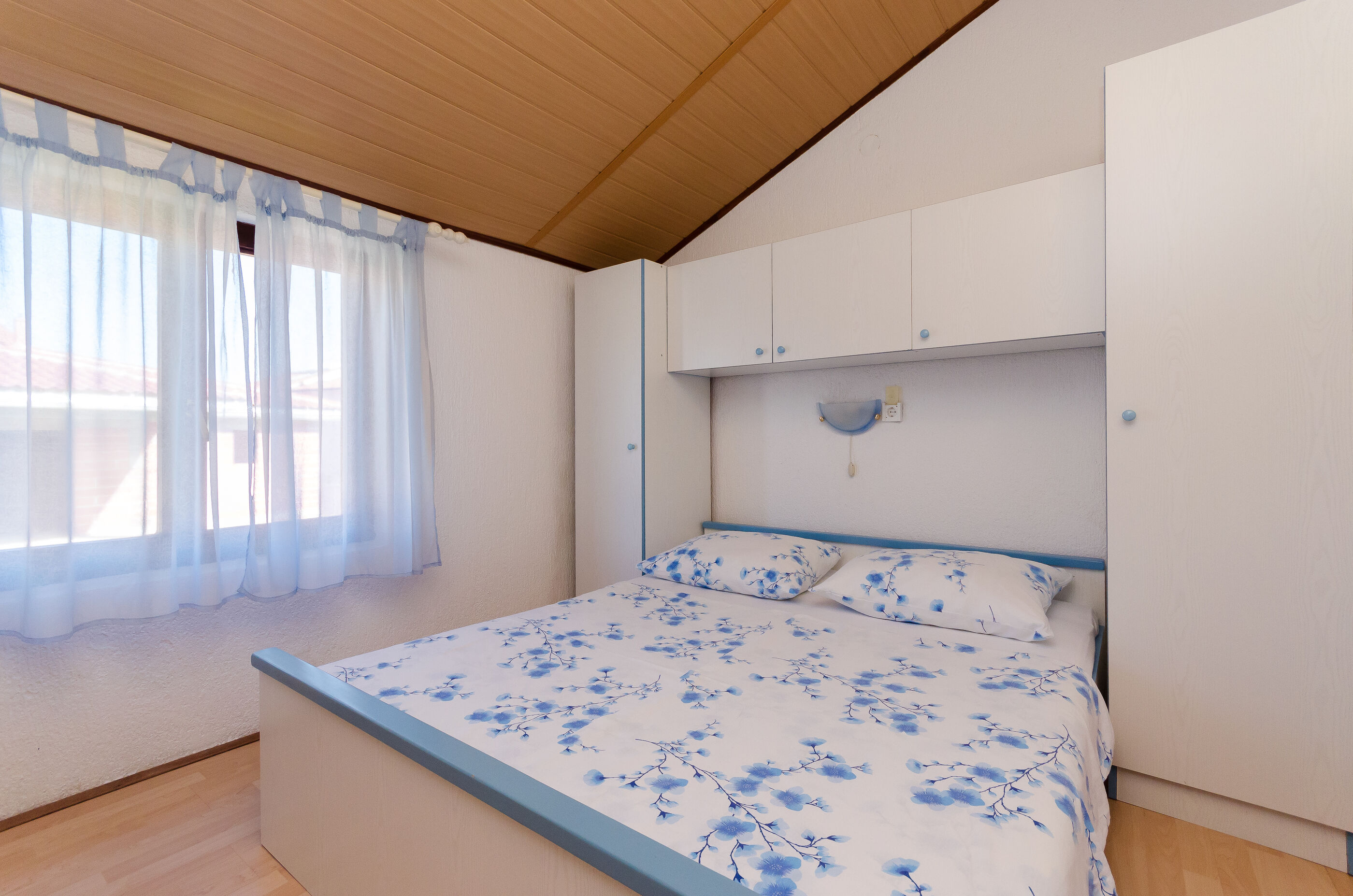 Apartments Ljubica J 89951-A4