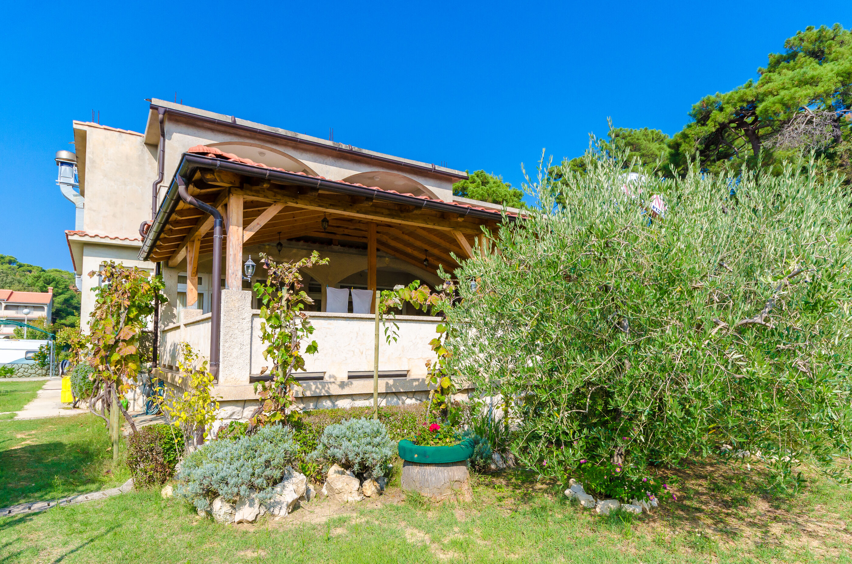 Apartments Josip  S 89971-A1