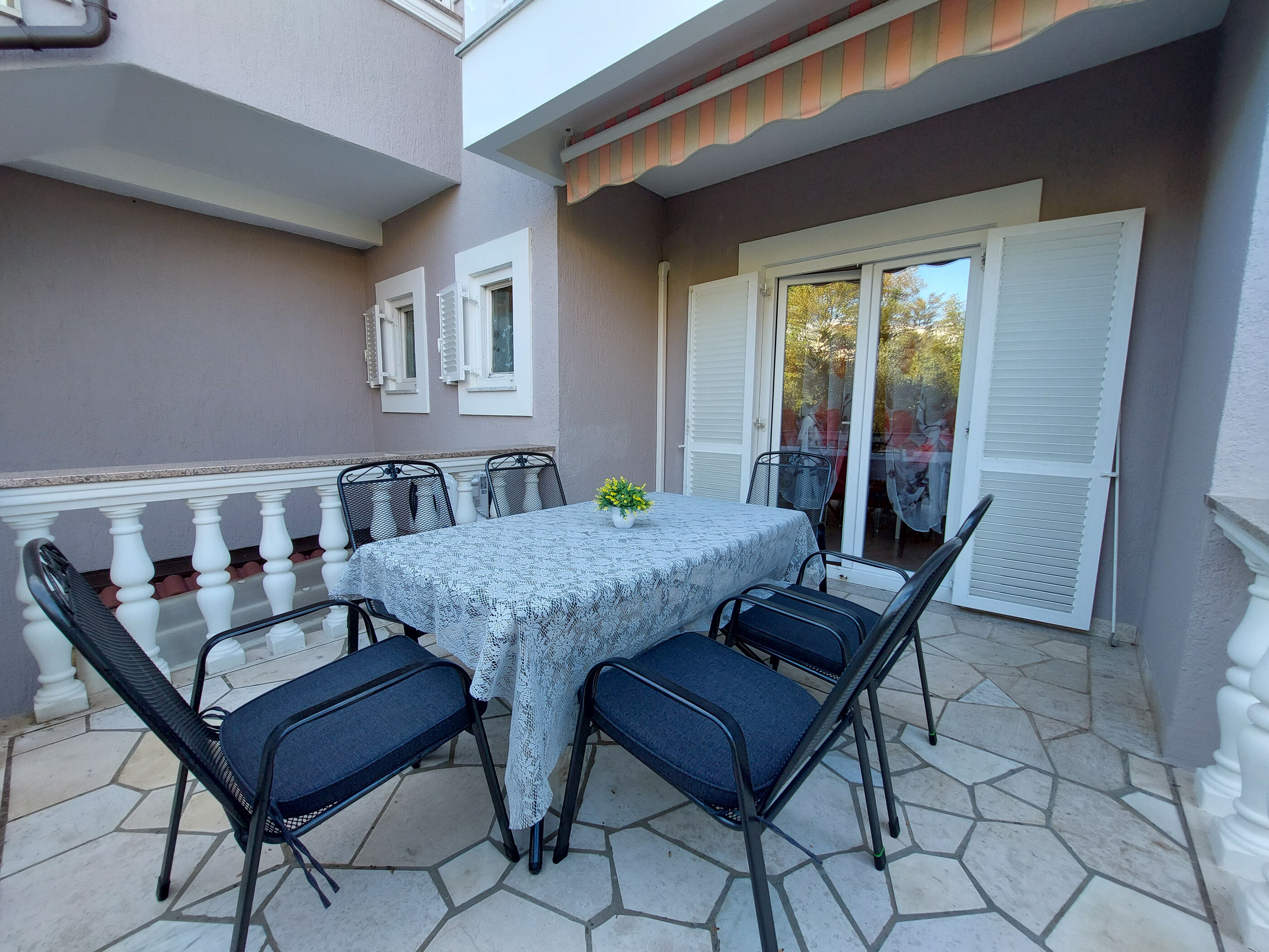 Apartments Nono 82341-A3