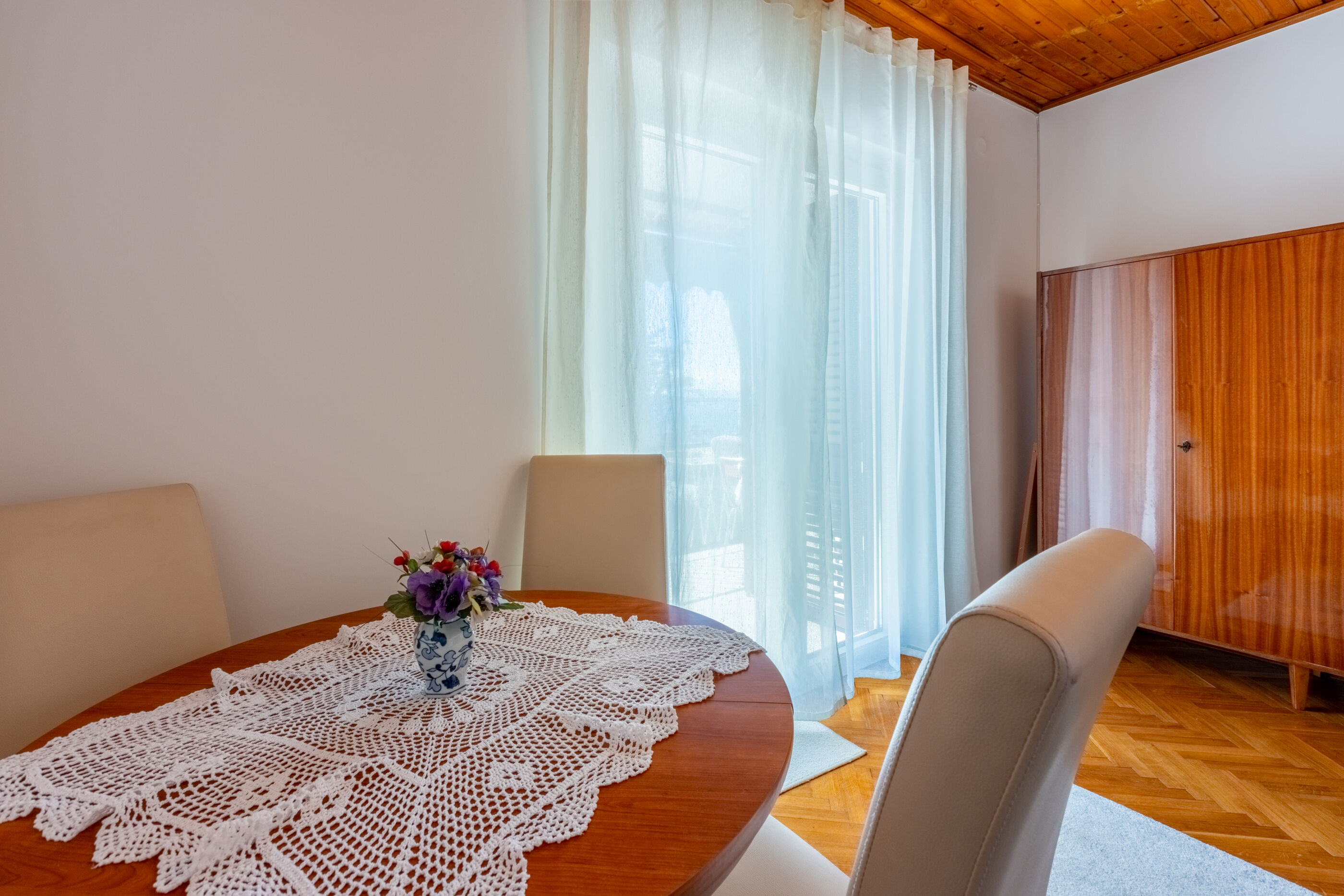 Apartments Hinic 62654-A2