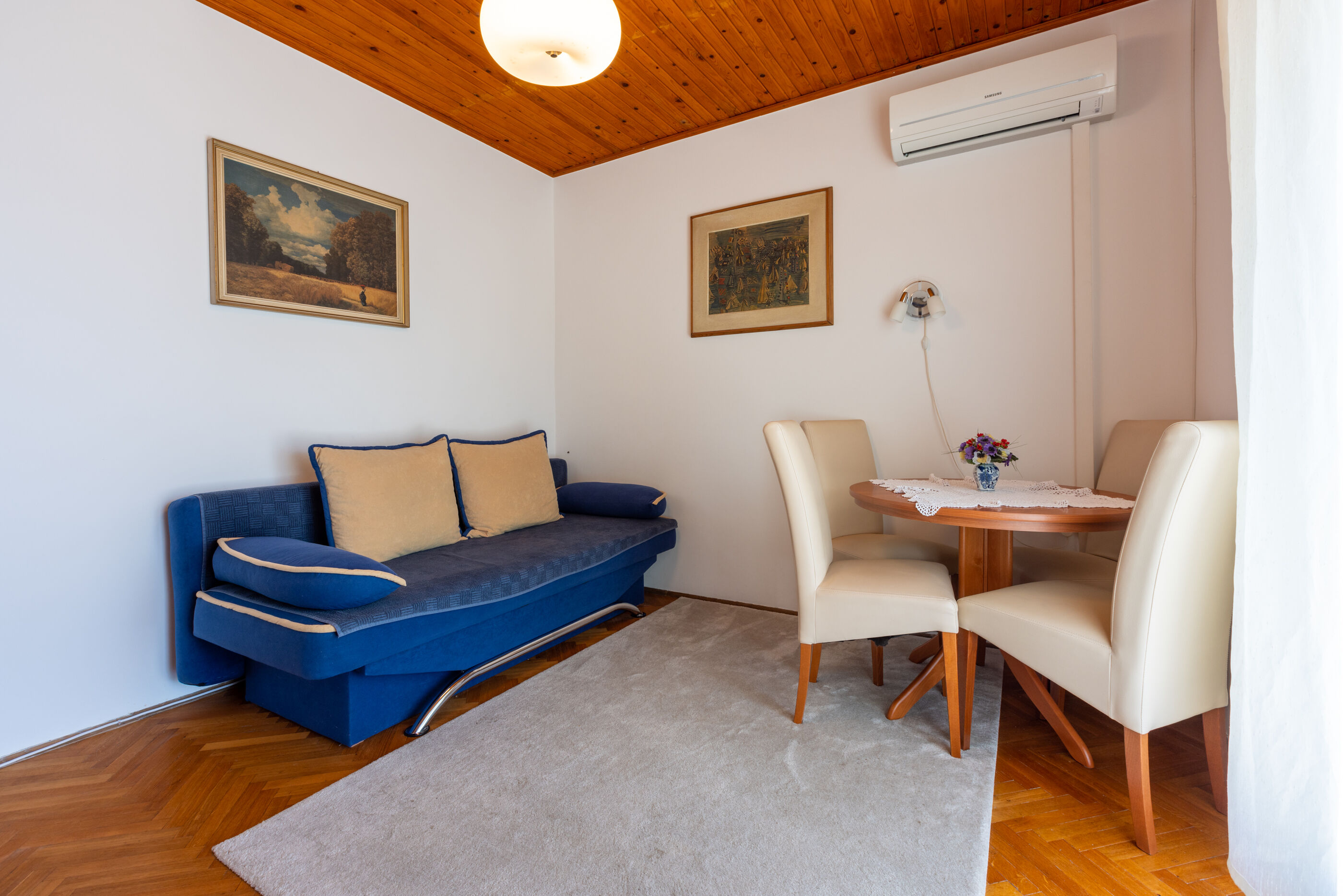 Apartments Hinic 62654-A2