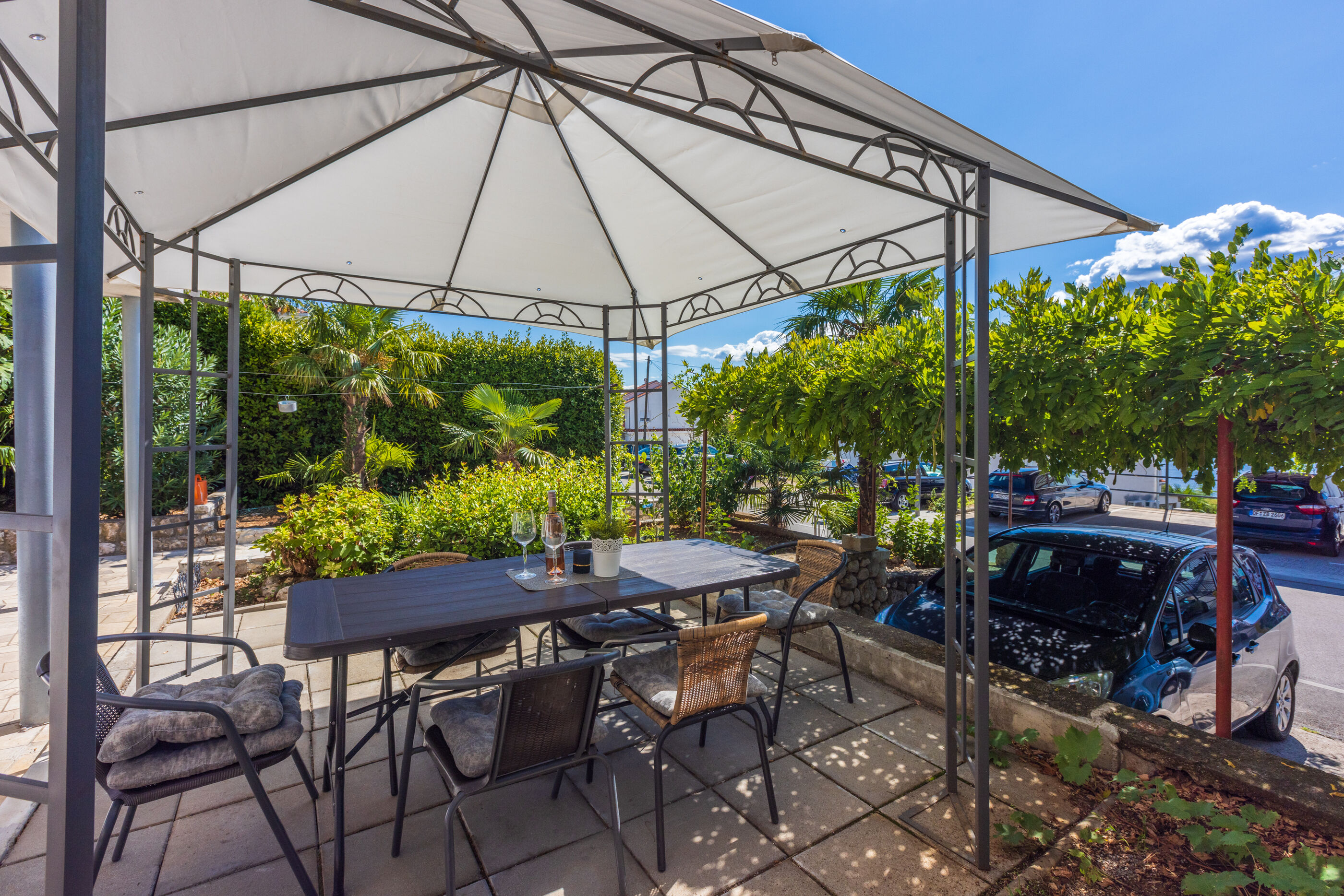 Apartments Alenka 62858-A2