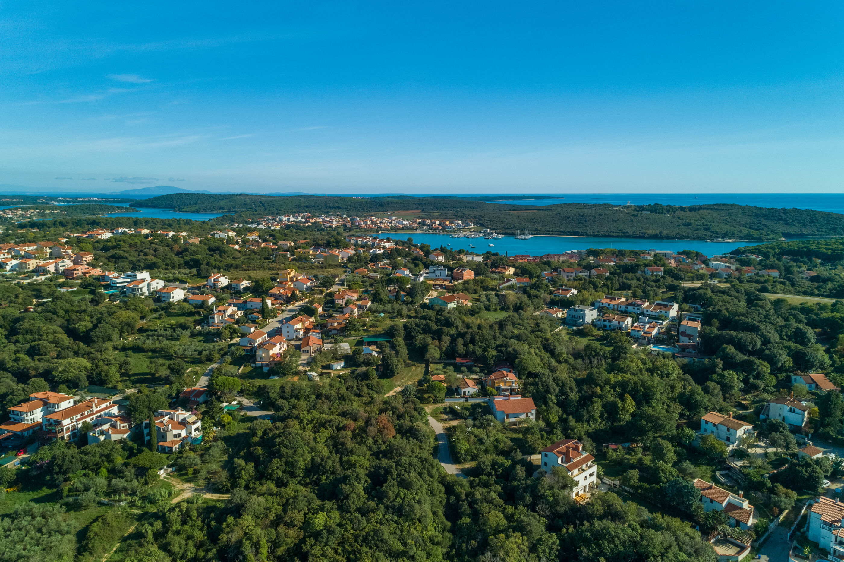 Apartments Davor 71861-A1
