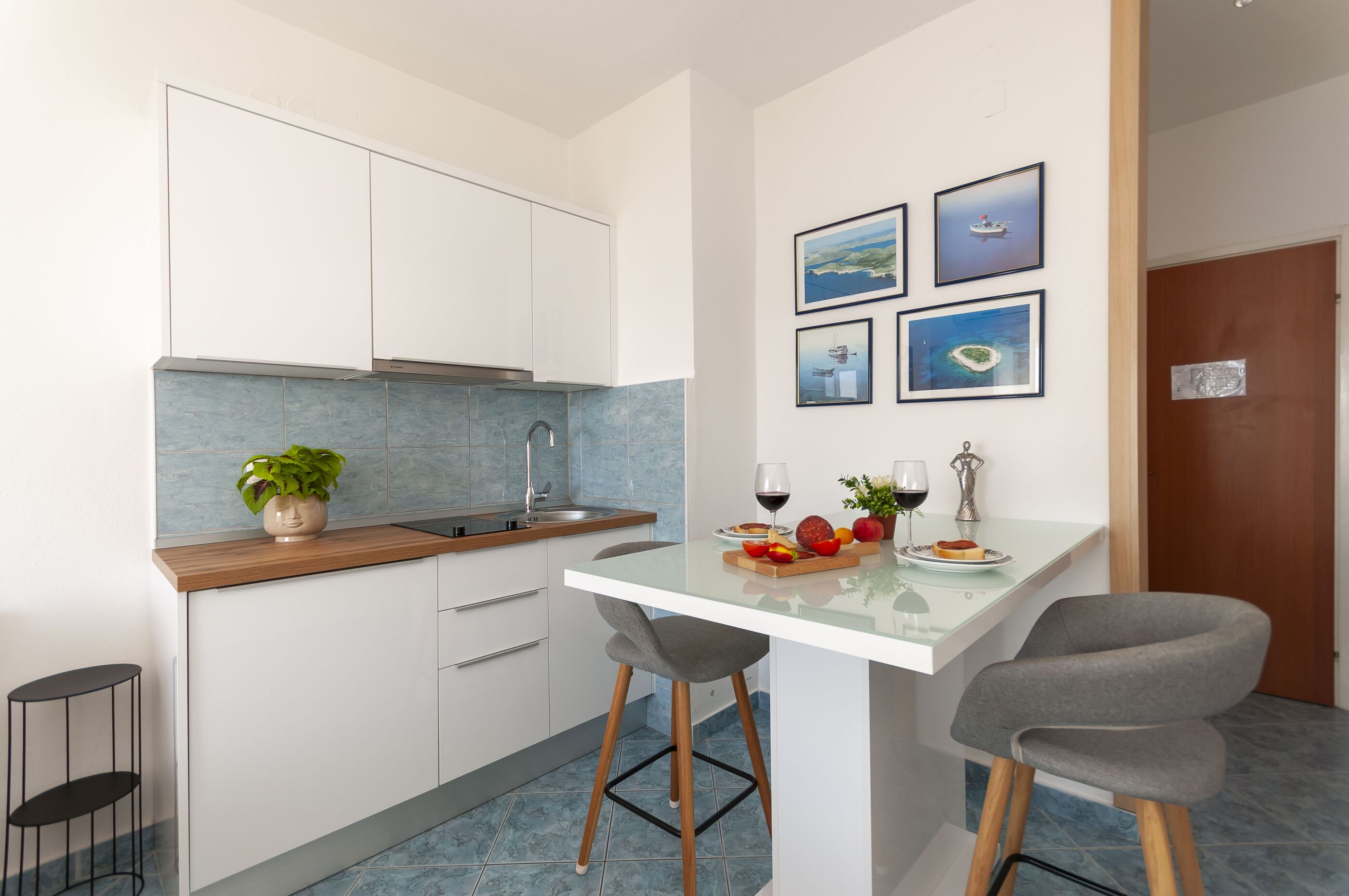 Apartments Blaženka 84221-A1