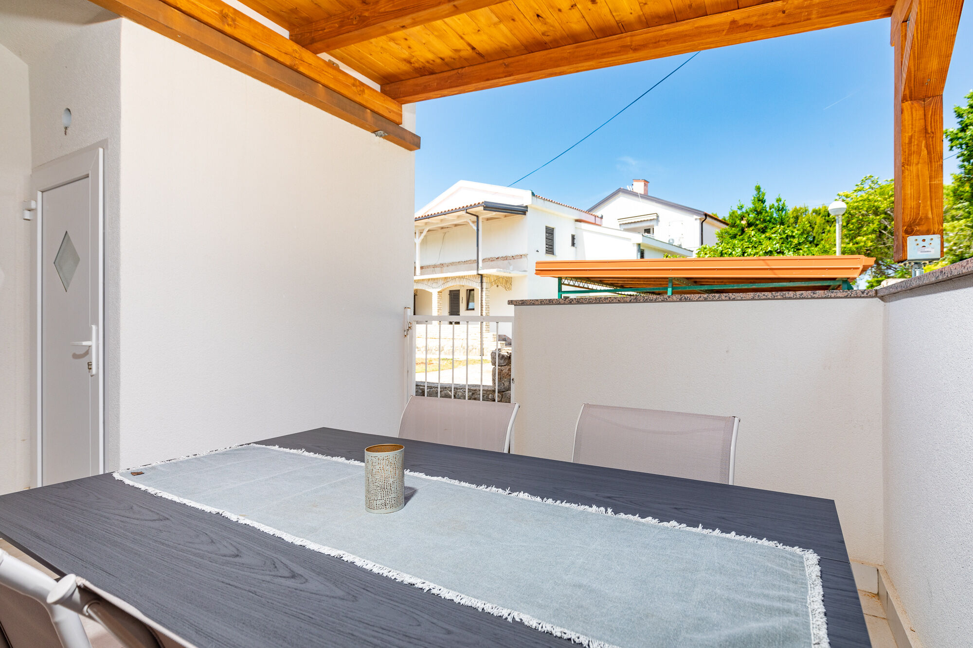Apartment Leonarda 62046-A1