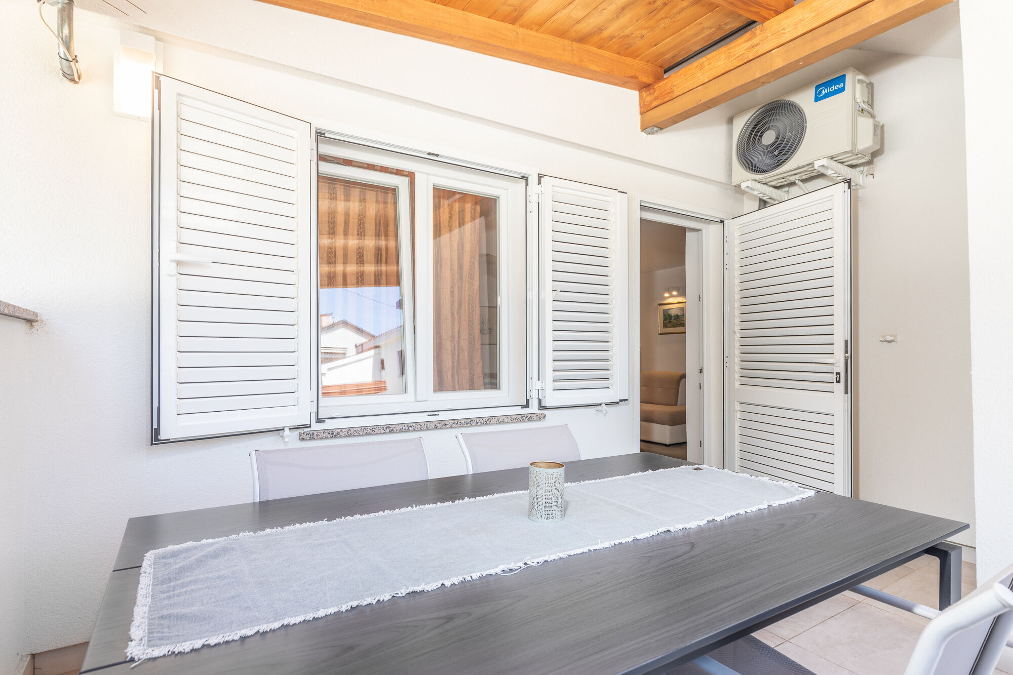 Apartment Leonarda 62046-A1