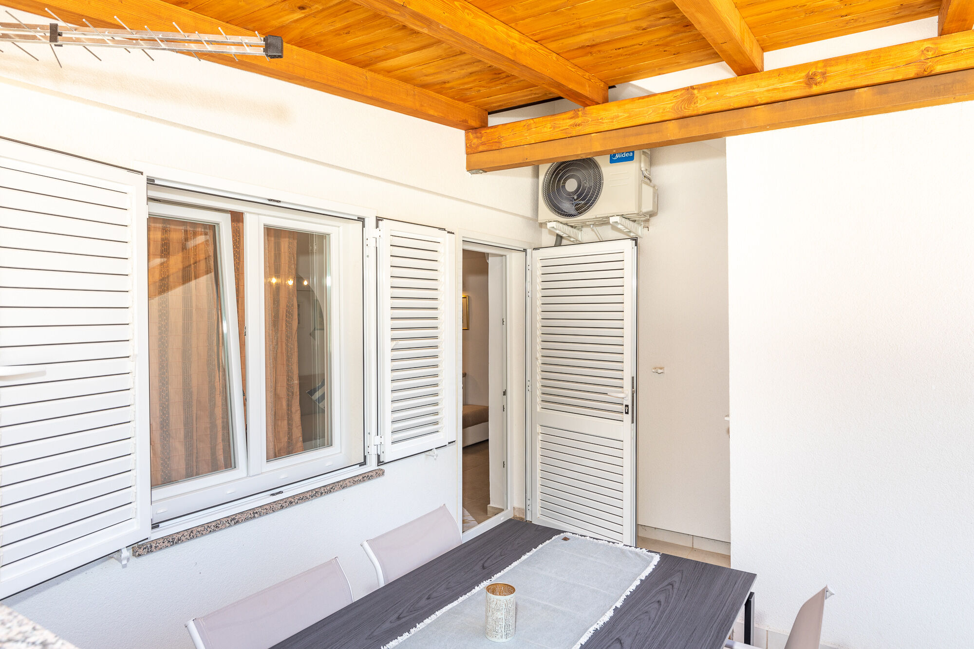 Apartment Leonarda 62046-A1