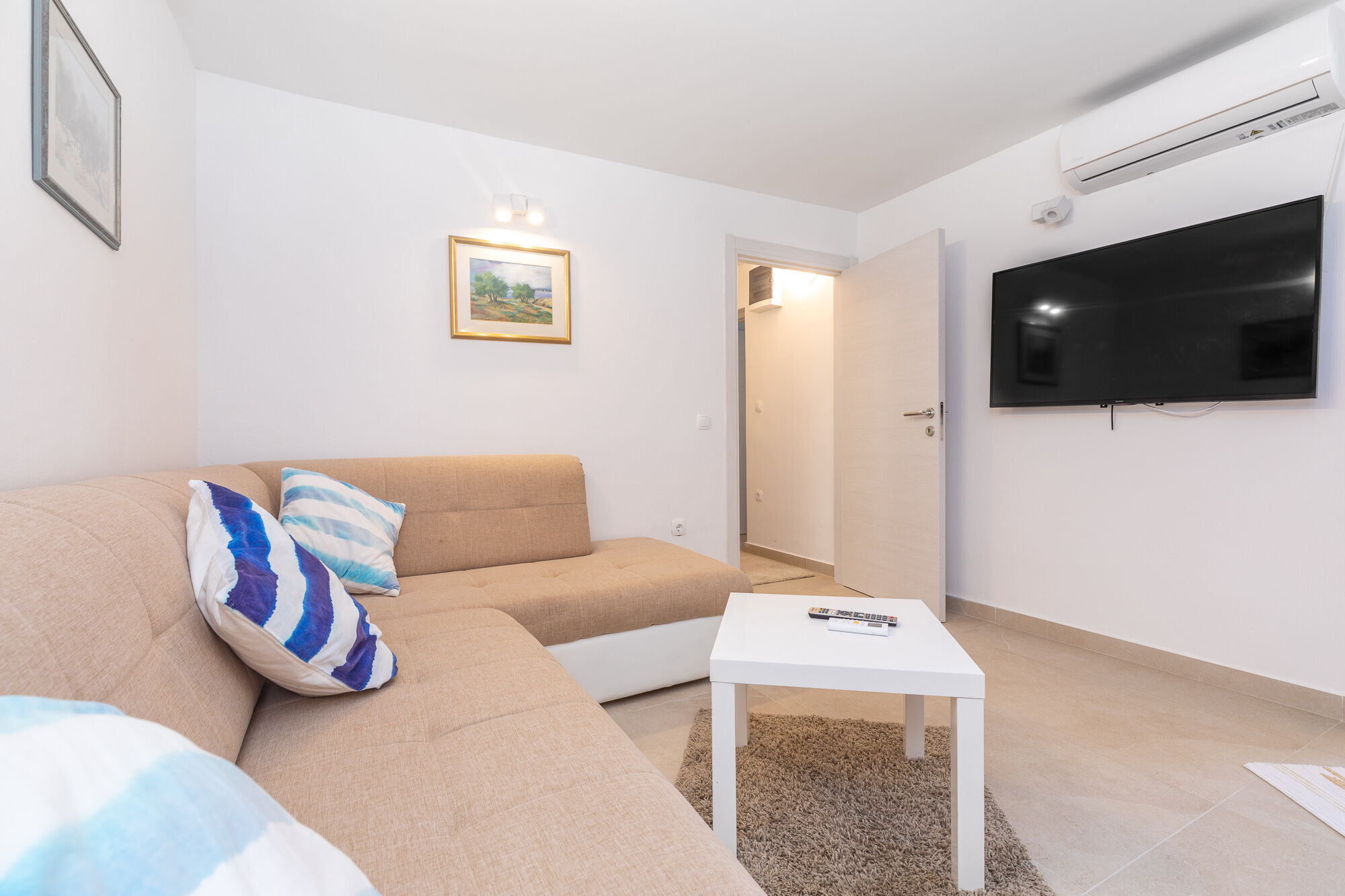 Apartment Leonarda 62046-A1