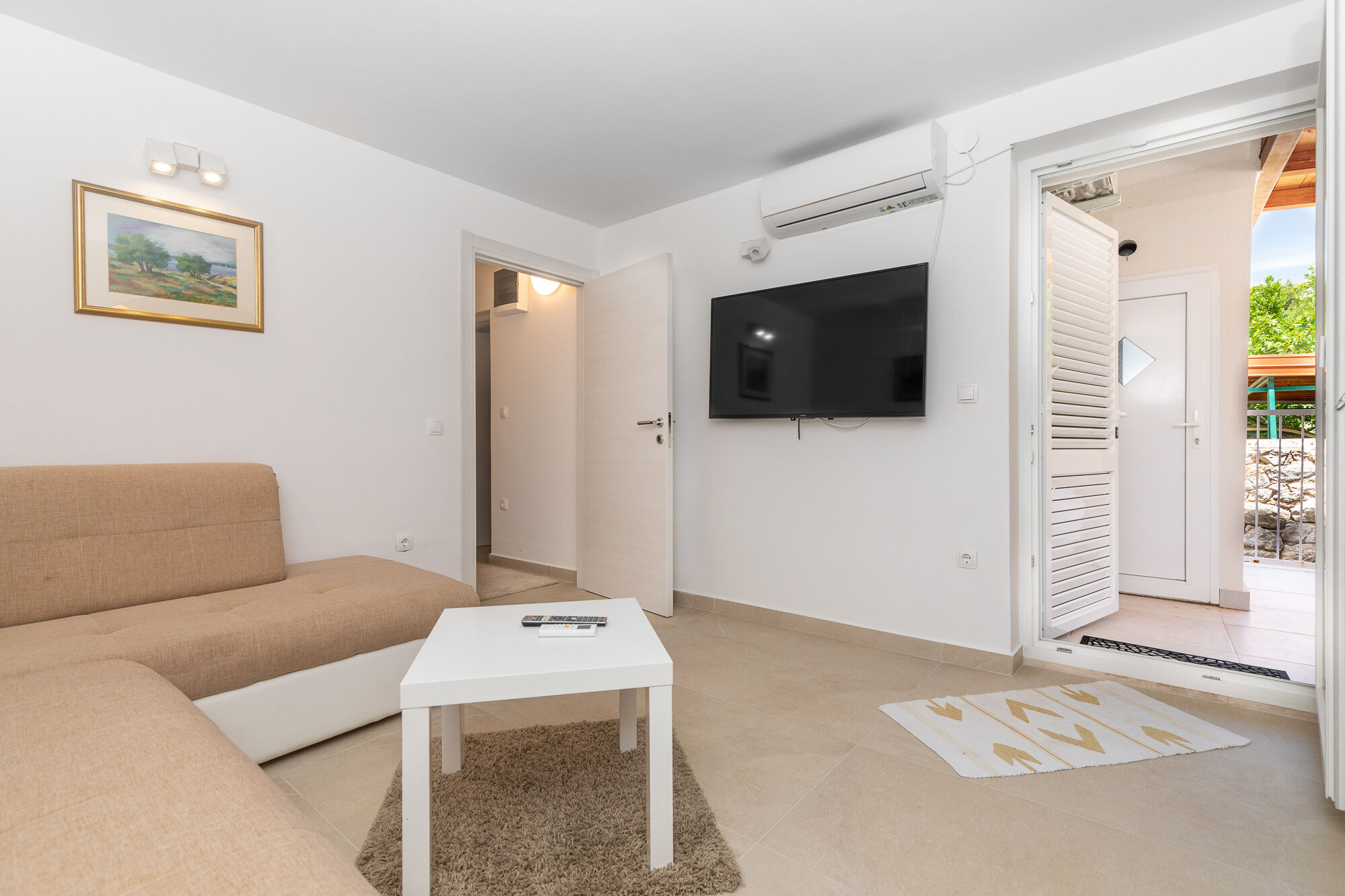 Apartment Leonarda 62046-A1