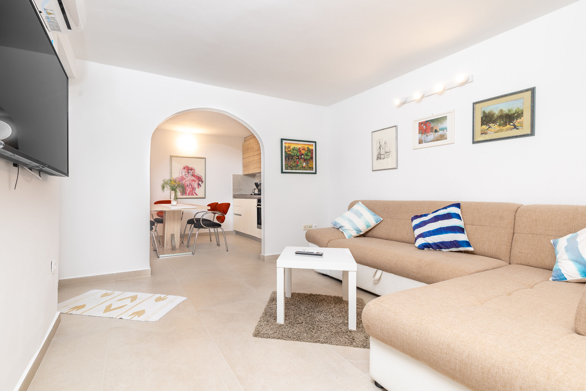 Apartment Leonarda 62046-A1