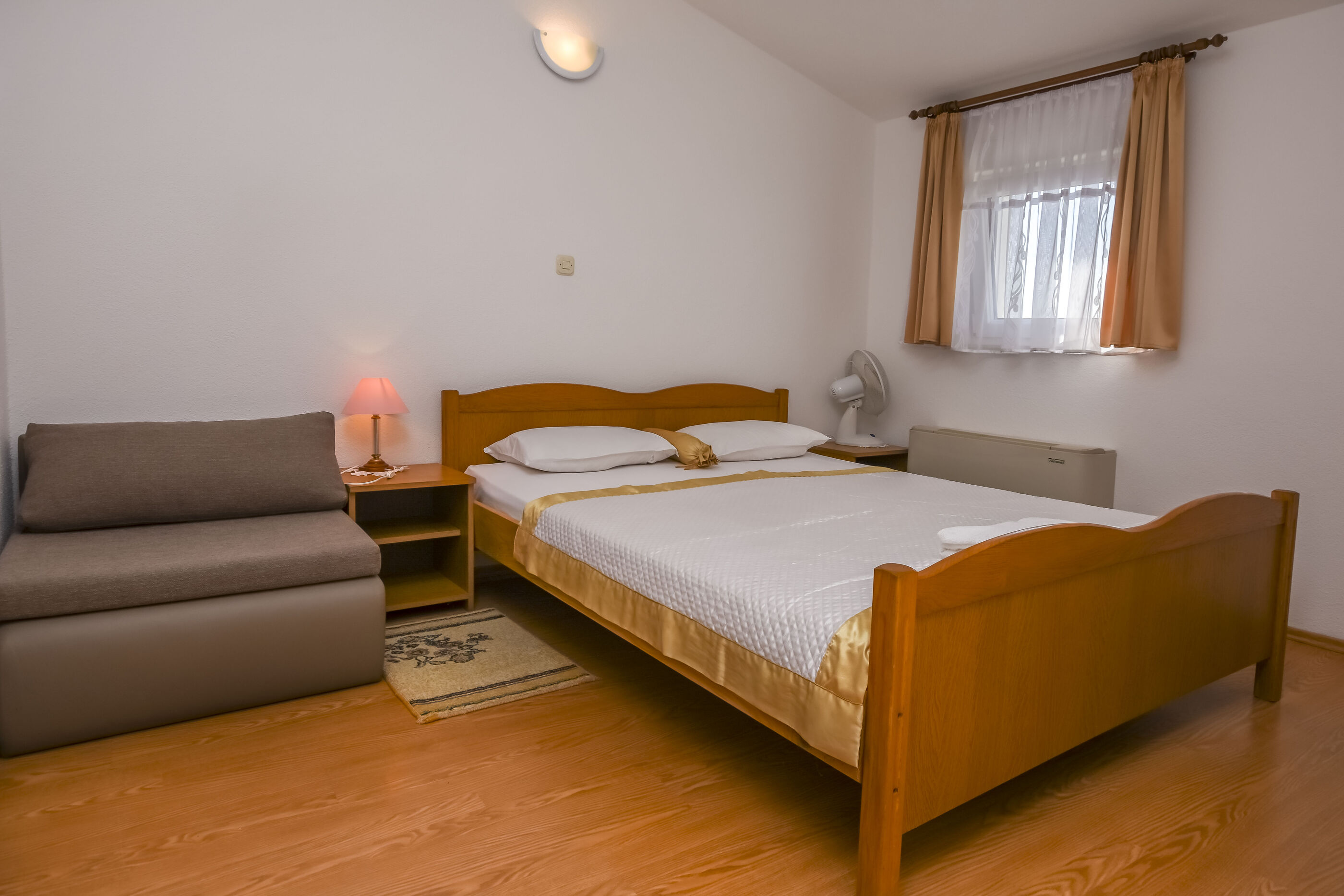 Apartments Periša 27491-A8