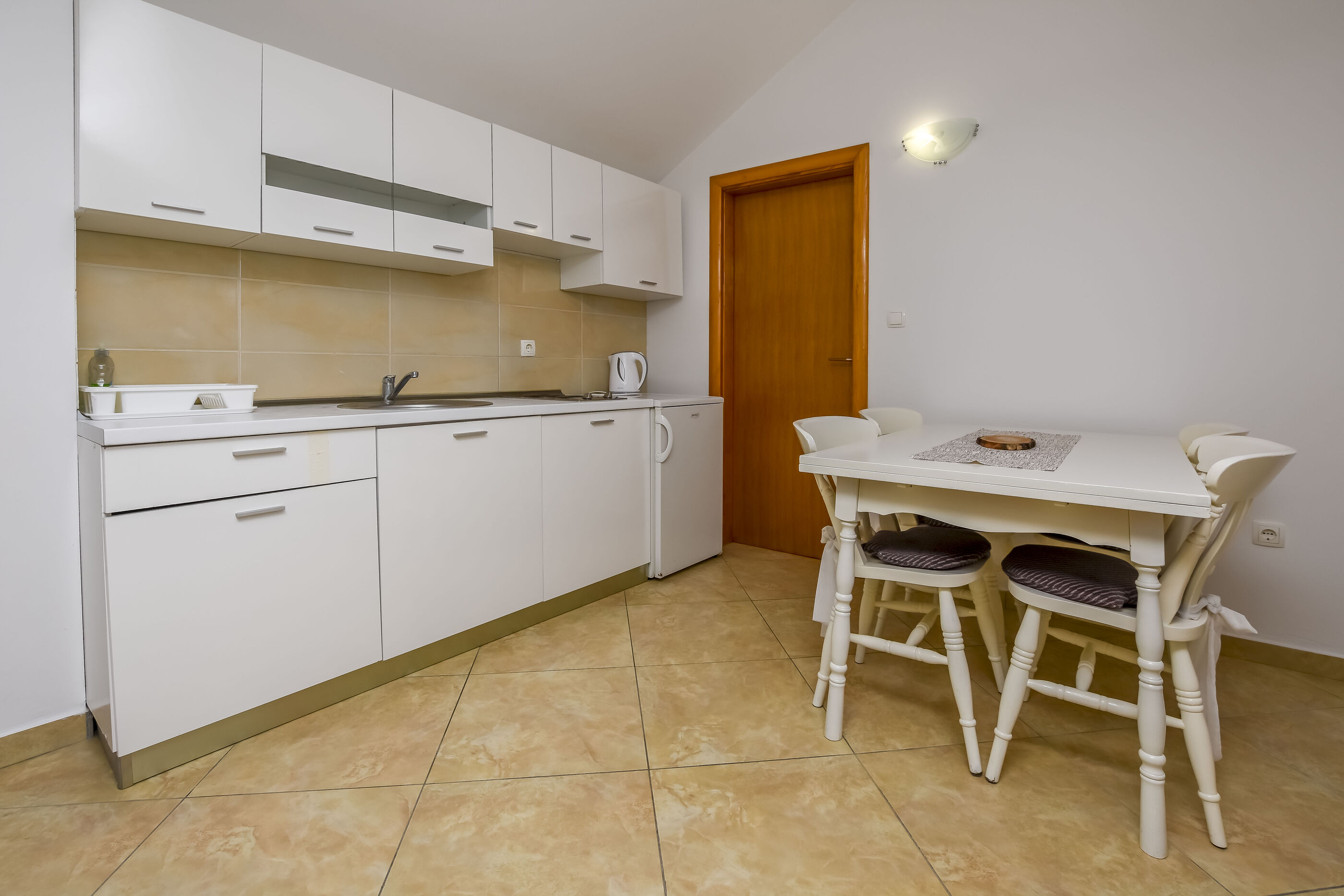 Apartments Periša 27491-A10