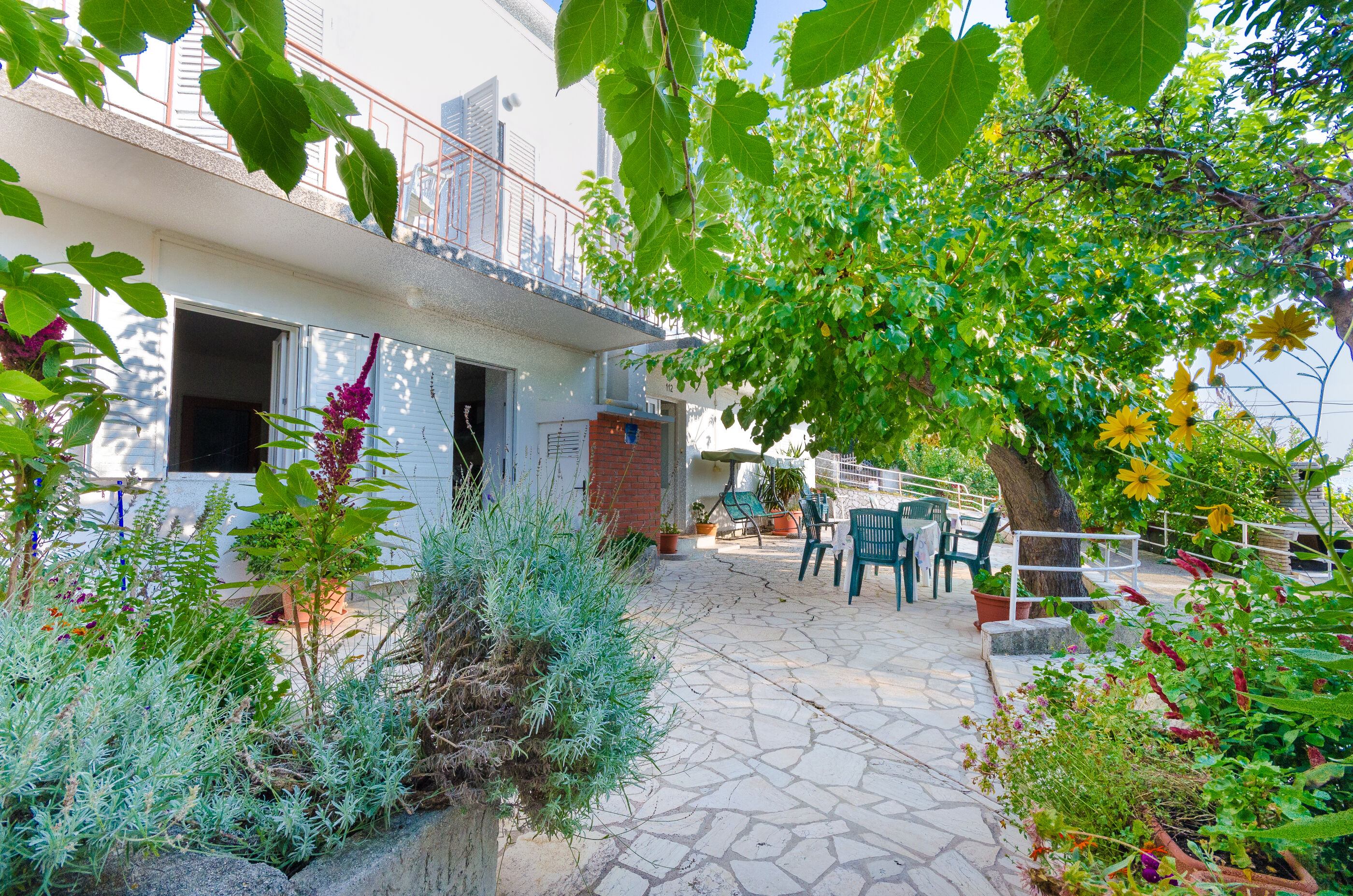 Apartments Zarko 90091-A1