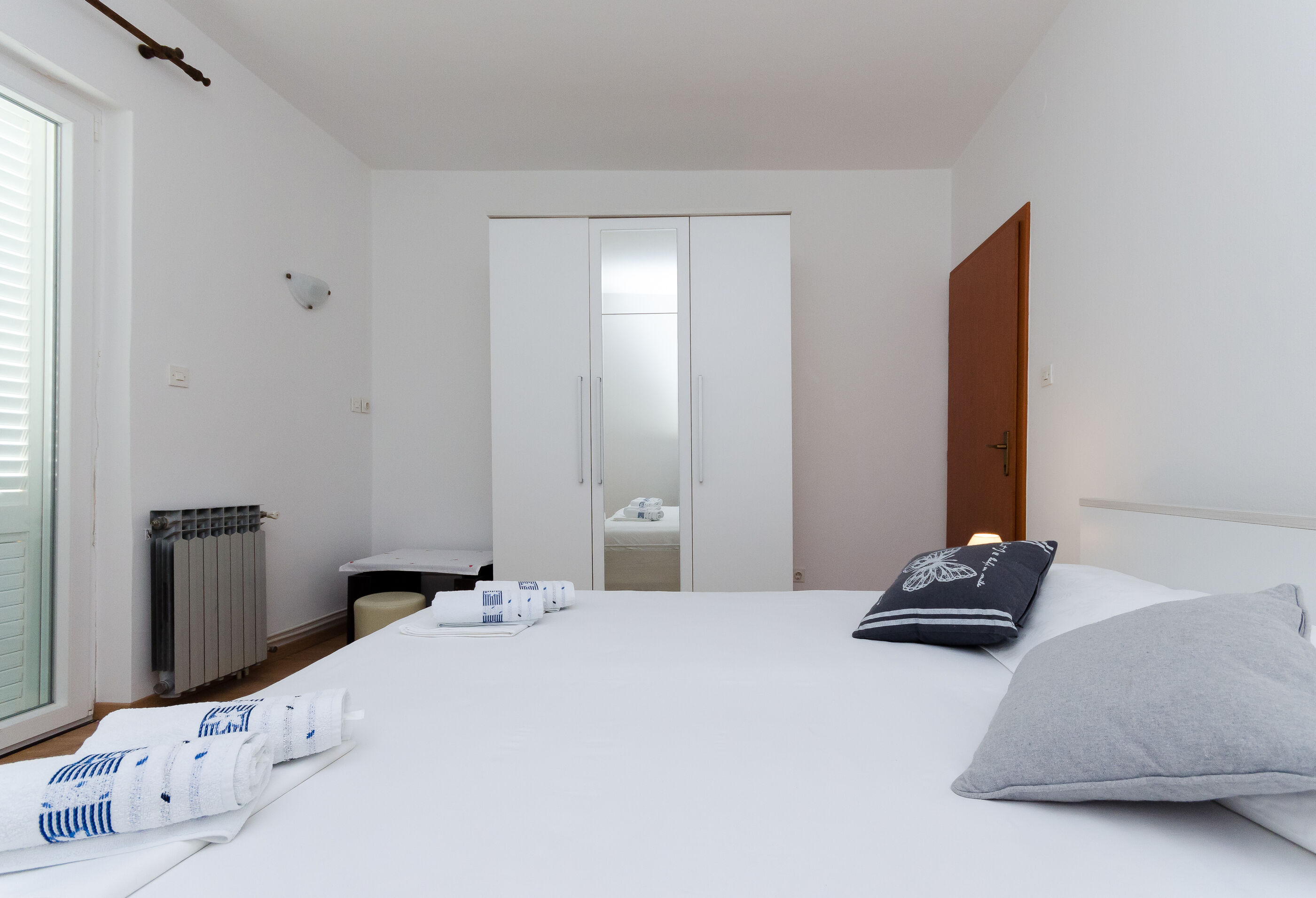 Apartments Zarko 90091-A1