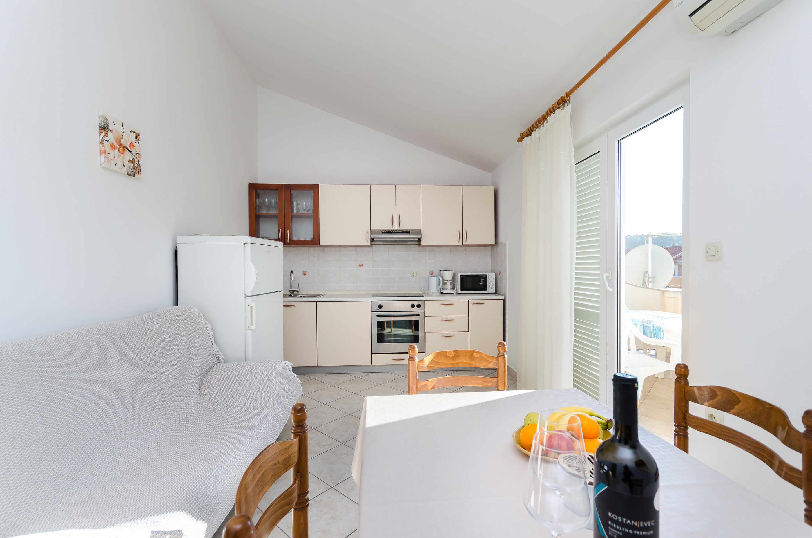 Apartments Marija P Lopar 90211-A1
