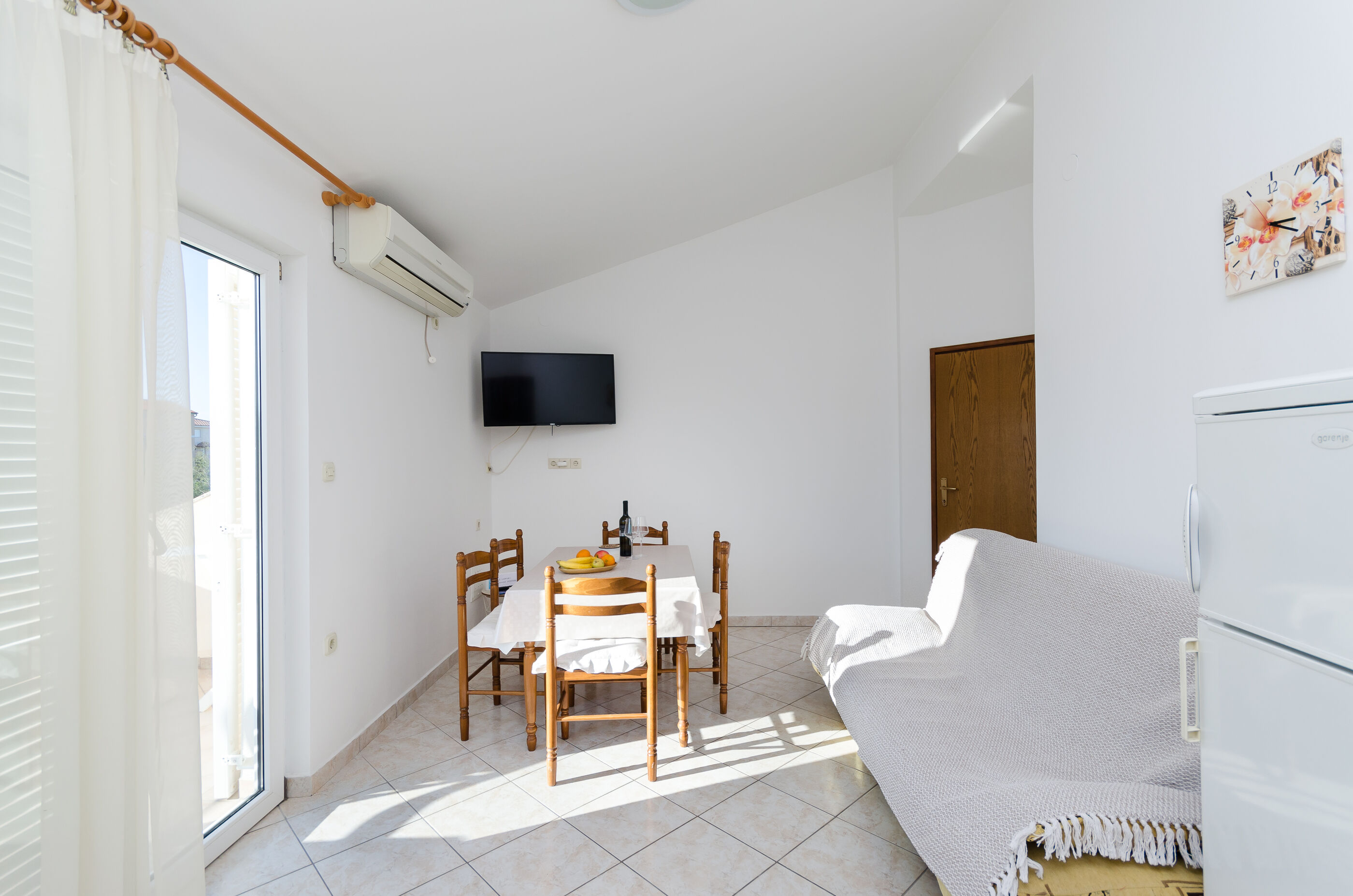Apartments Marija P Lopar 90211-A1