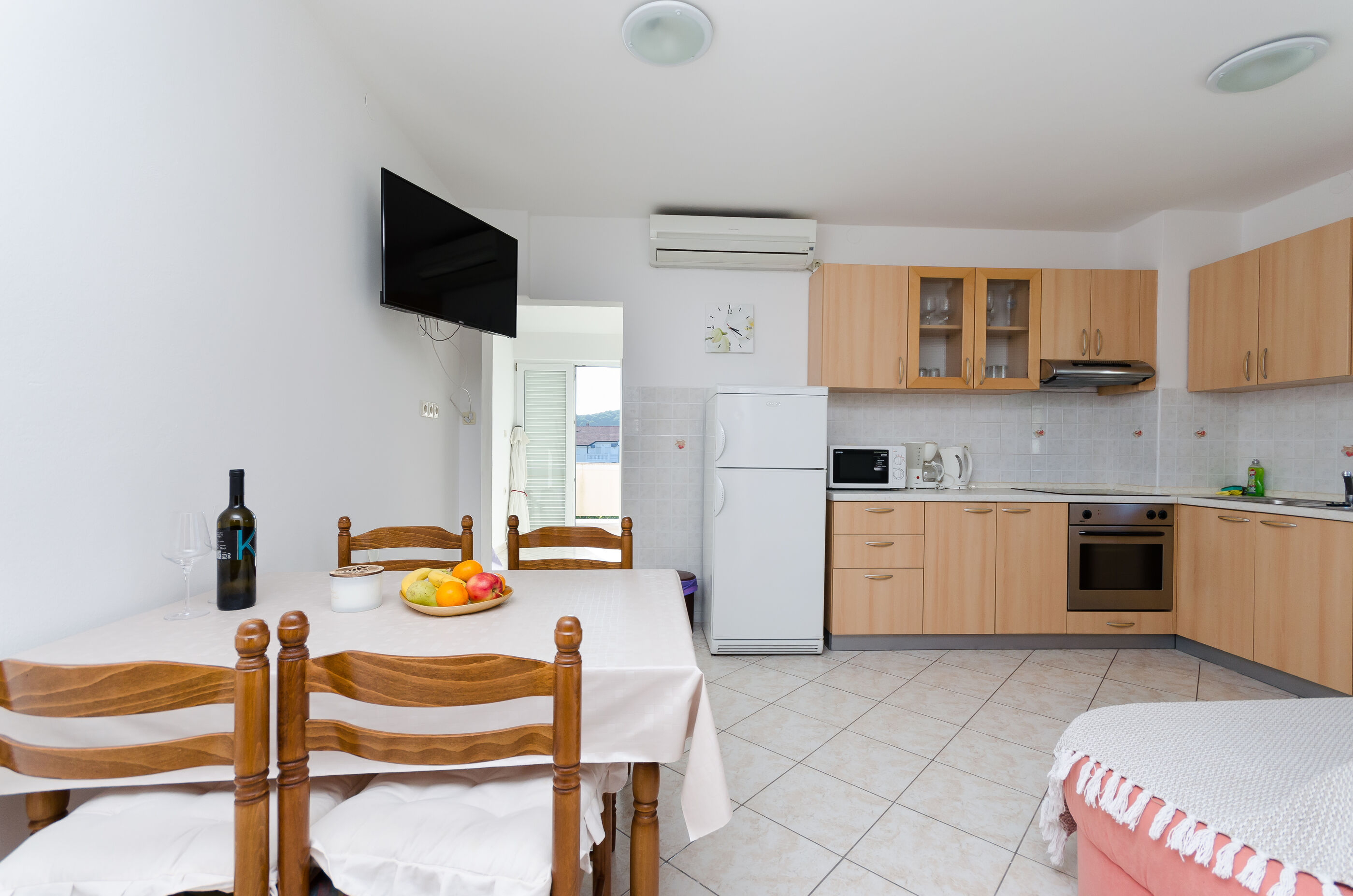 Apartments Marija P Lopar 90211-A2