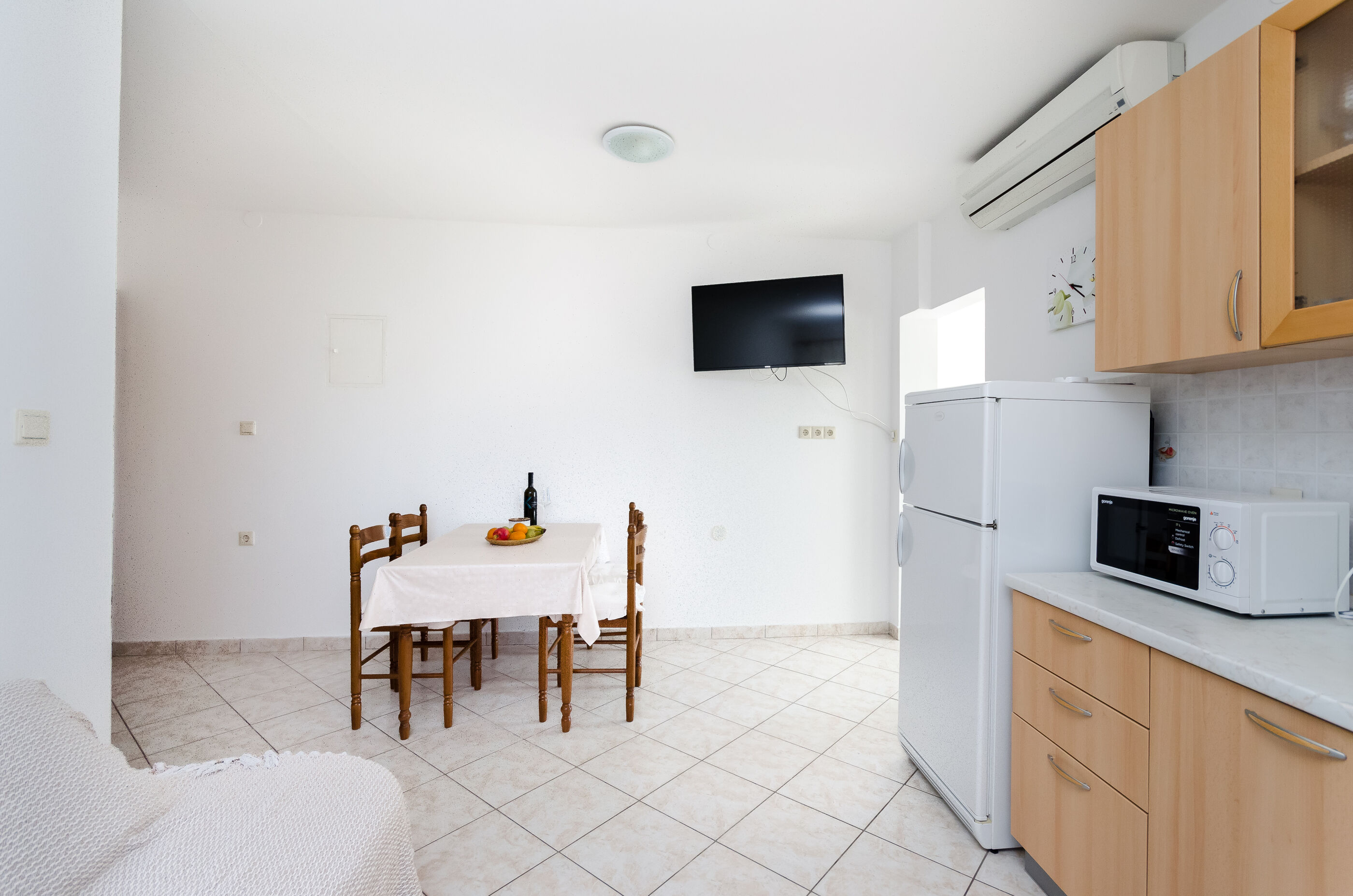 Apartments Marija P Lopar 90211-A2