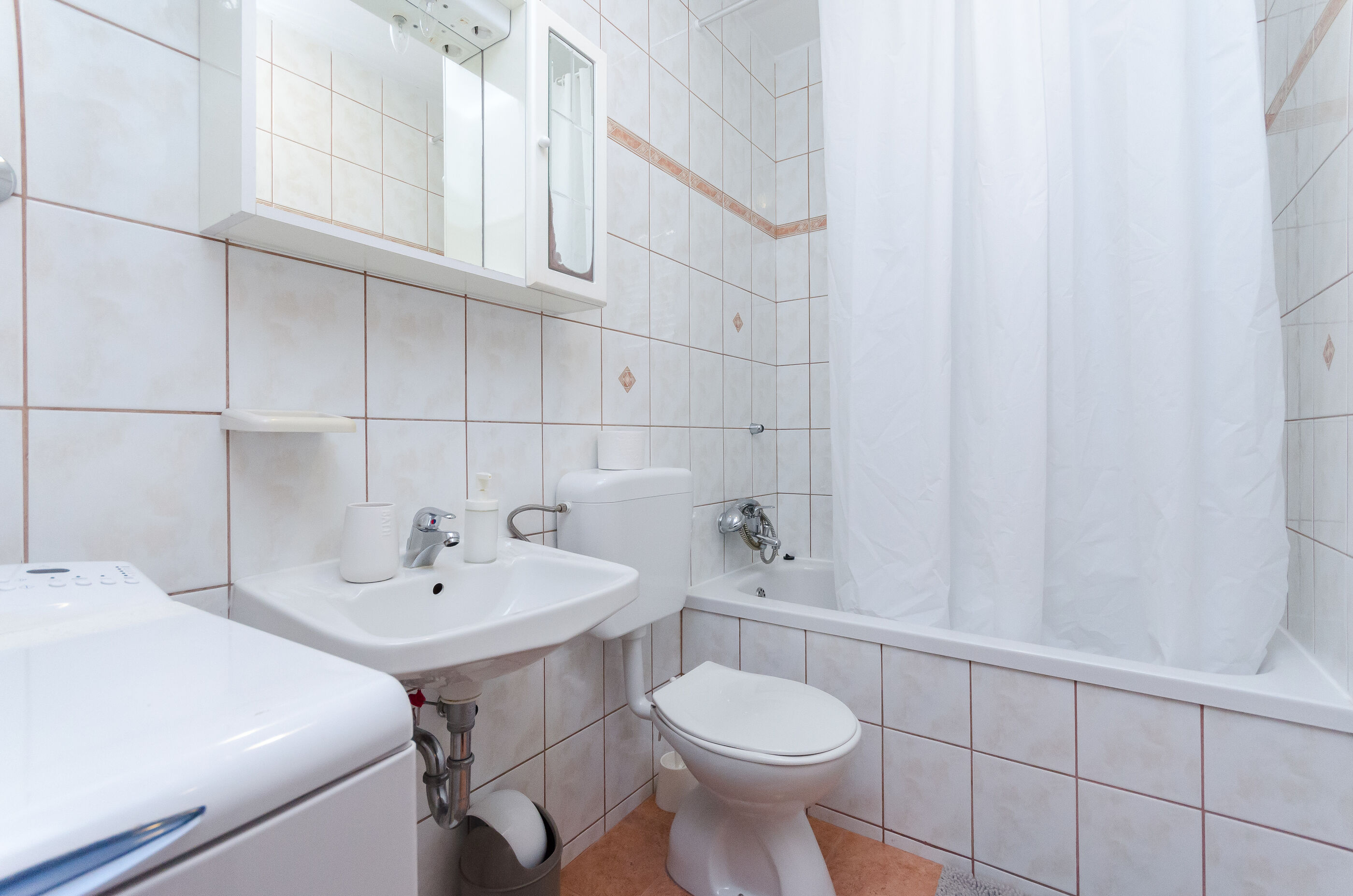 Apartments Marija P Lopar 90211-A2