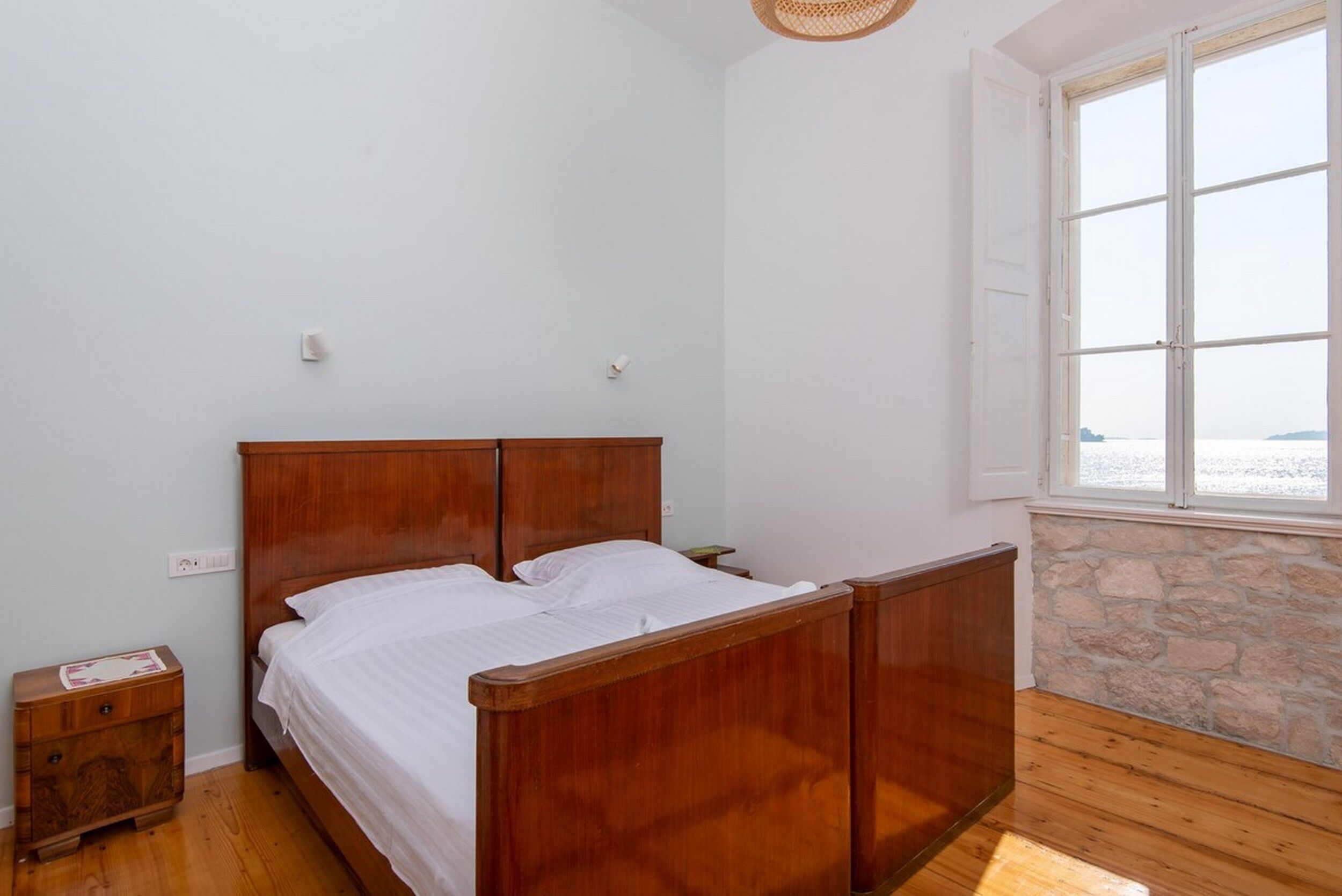 Villa Beachfront V9561-K1