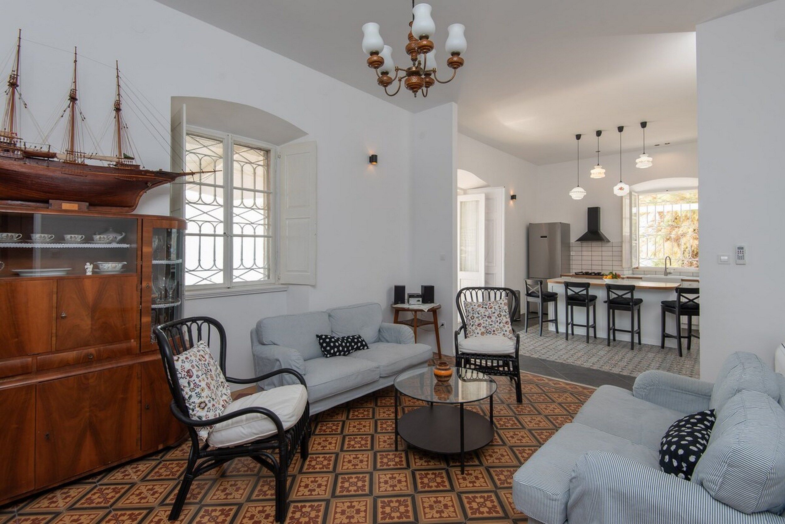 Villa Beachfront V9561-K1