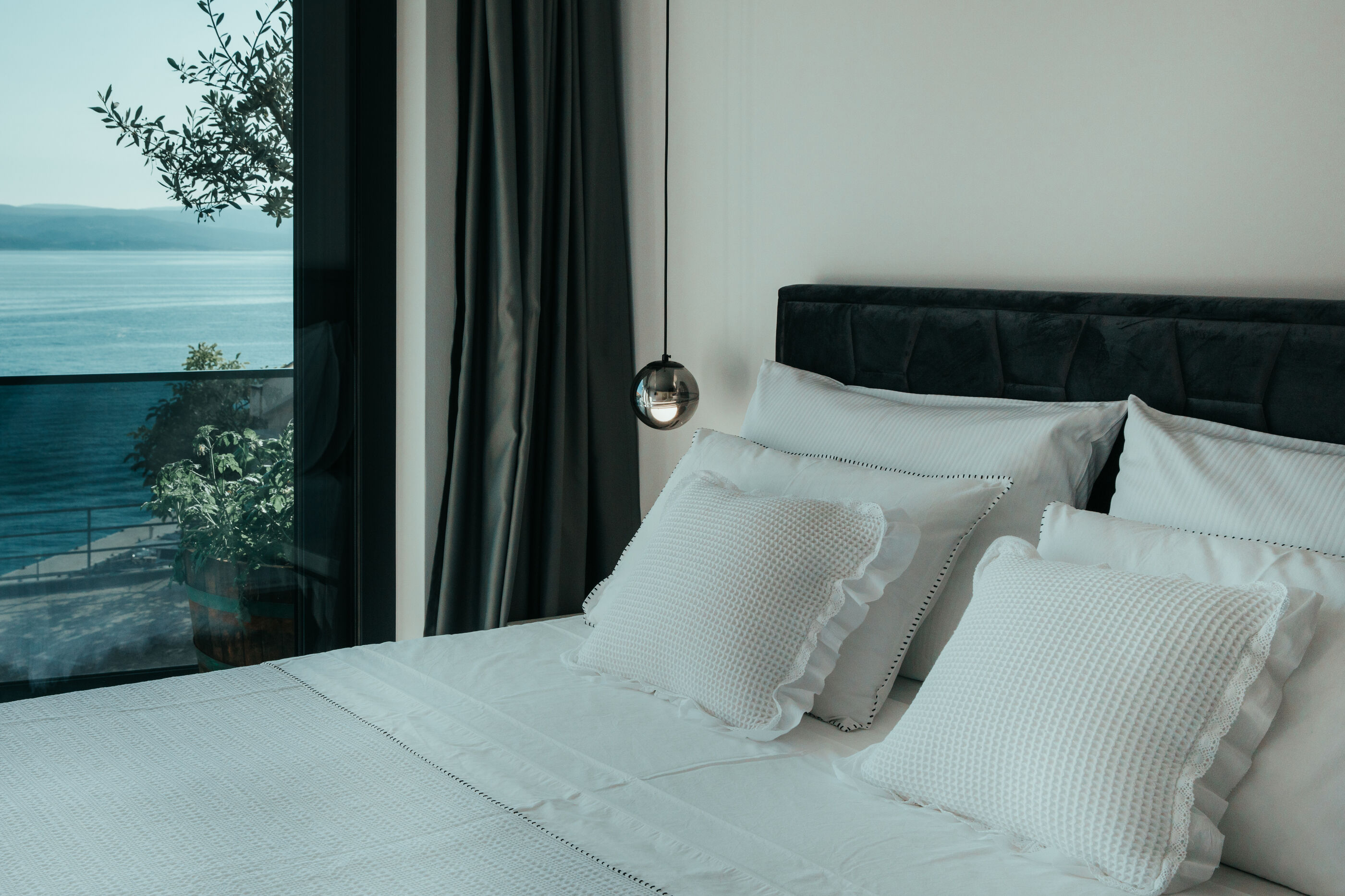 Apartment Black Diamond 90251-A1