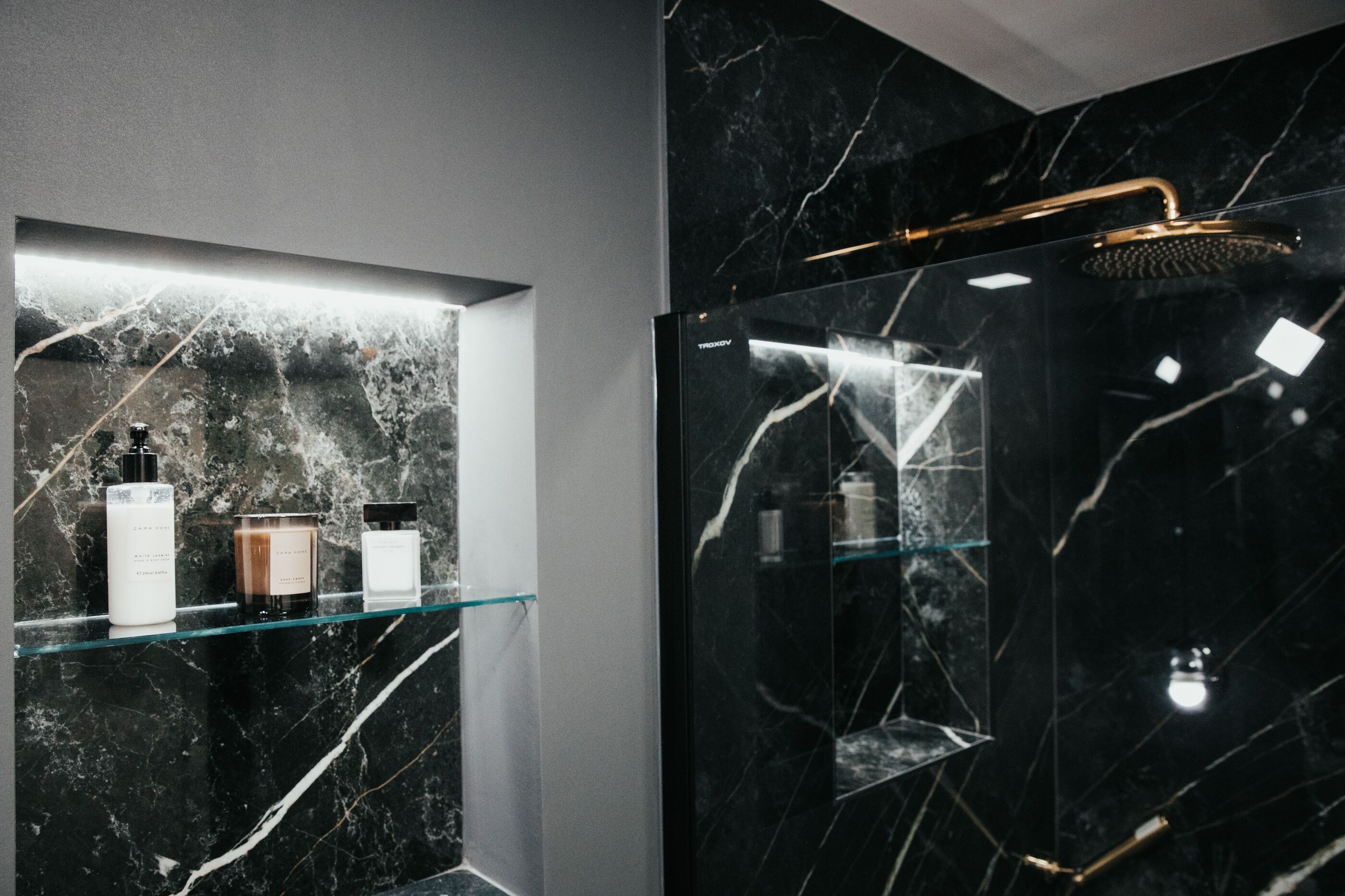 Apartment Black Diamond 90251-A1