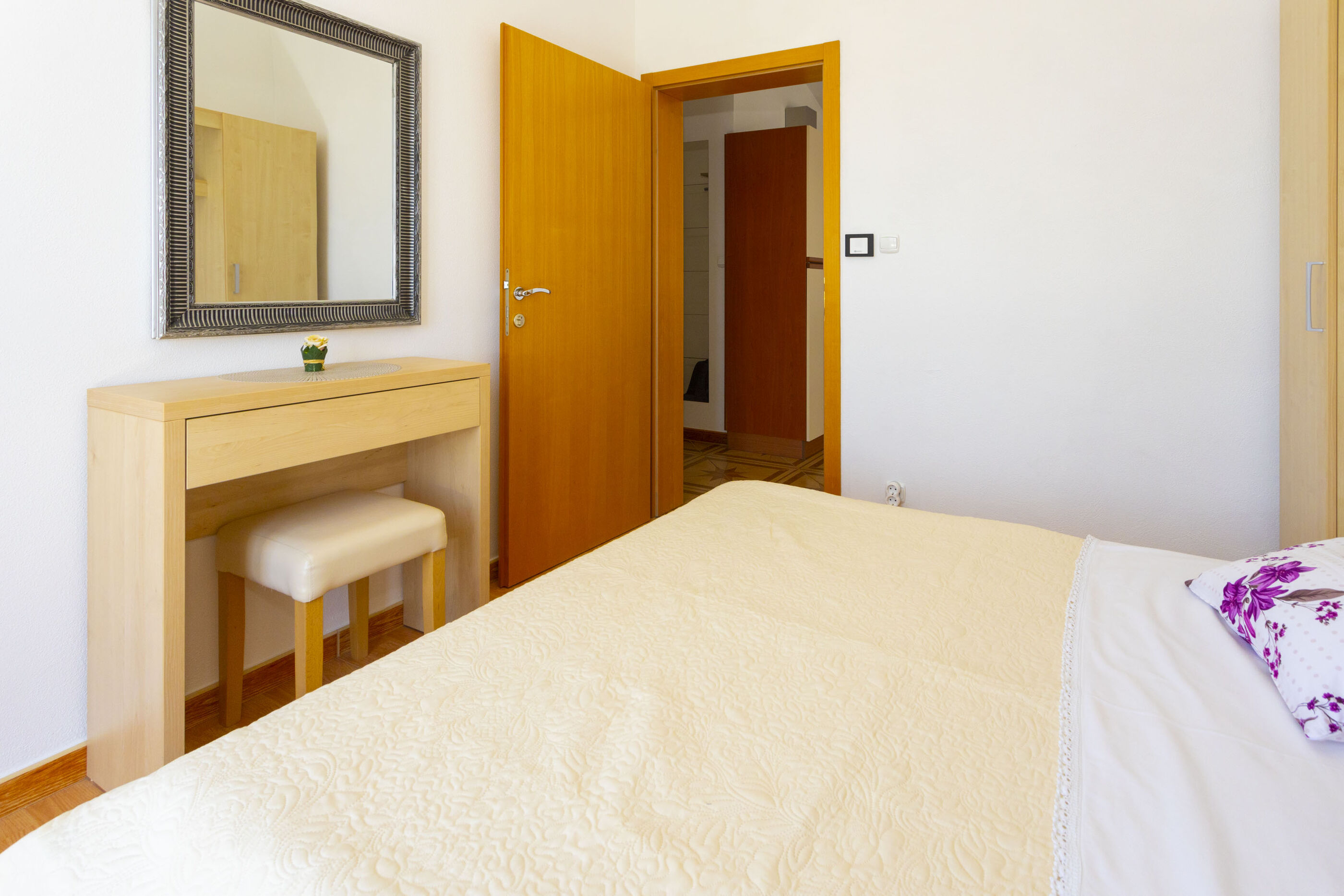 Apartments Dream view 90261-A2