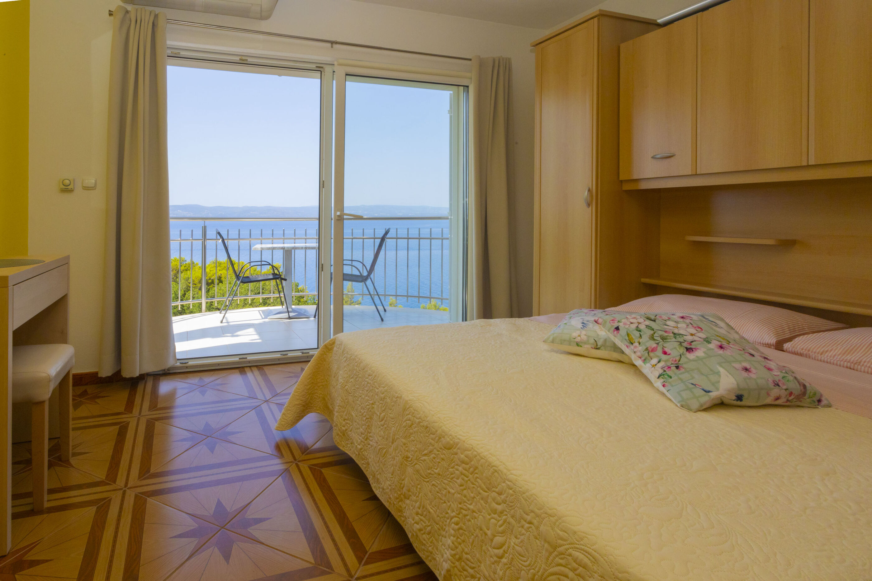 Apartments Dream view 90261-A1