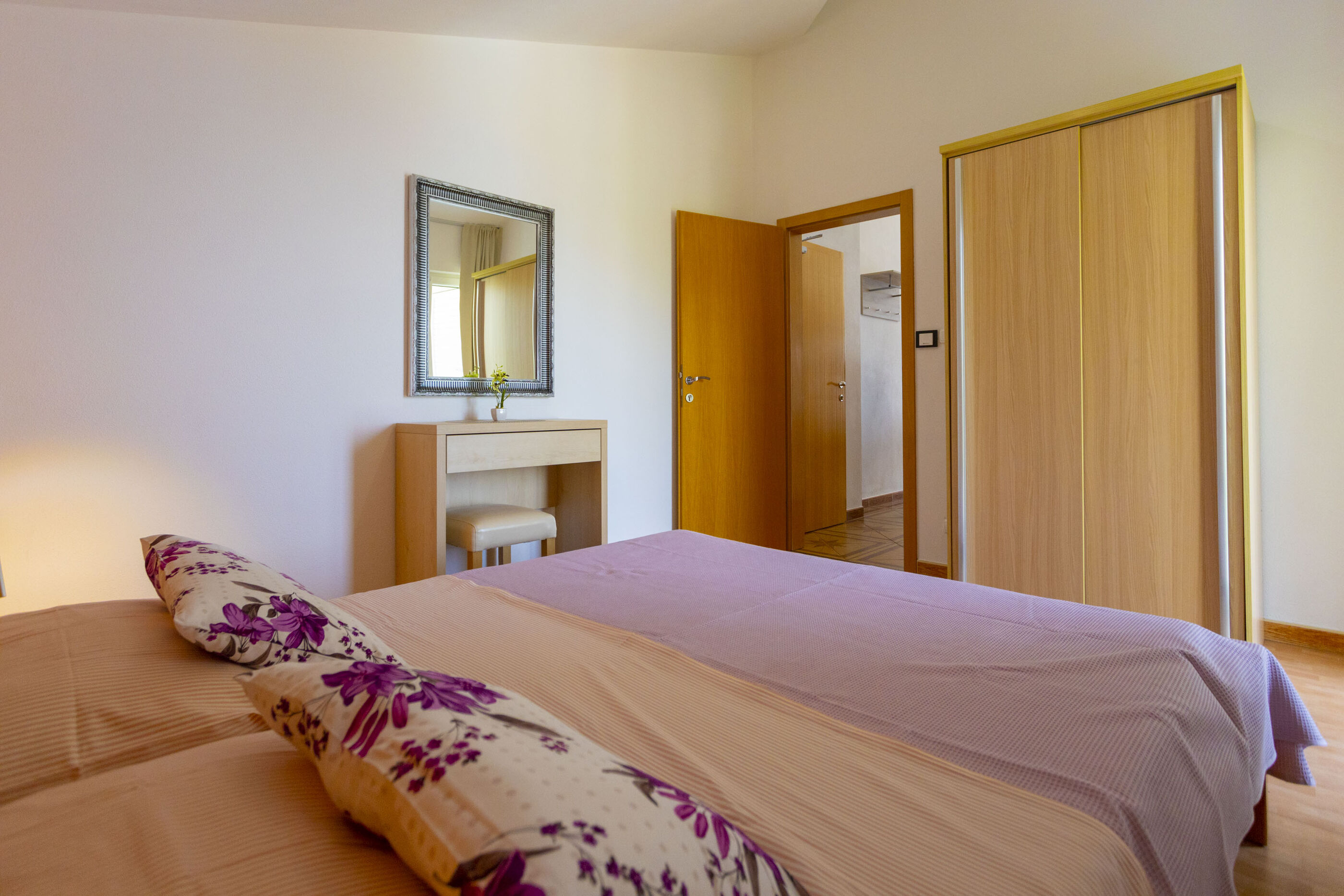 Apartments Dream view 90261-A3