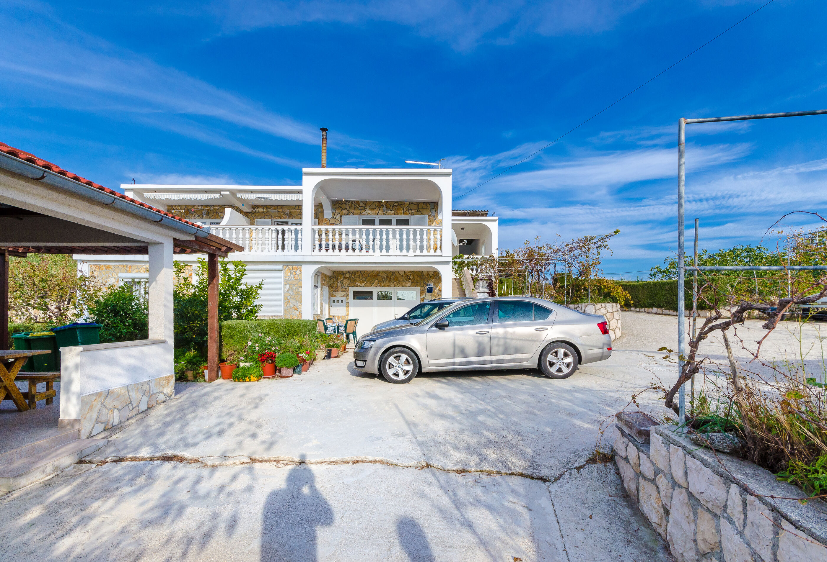 Apartments Mirko R 69281-A2