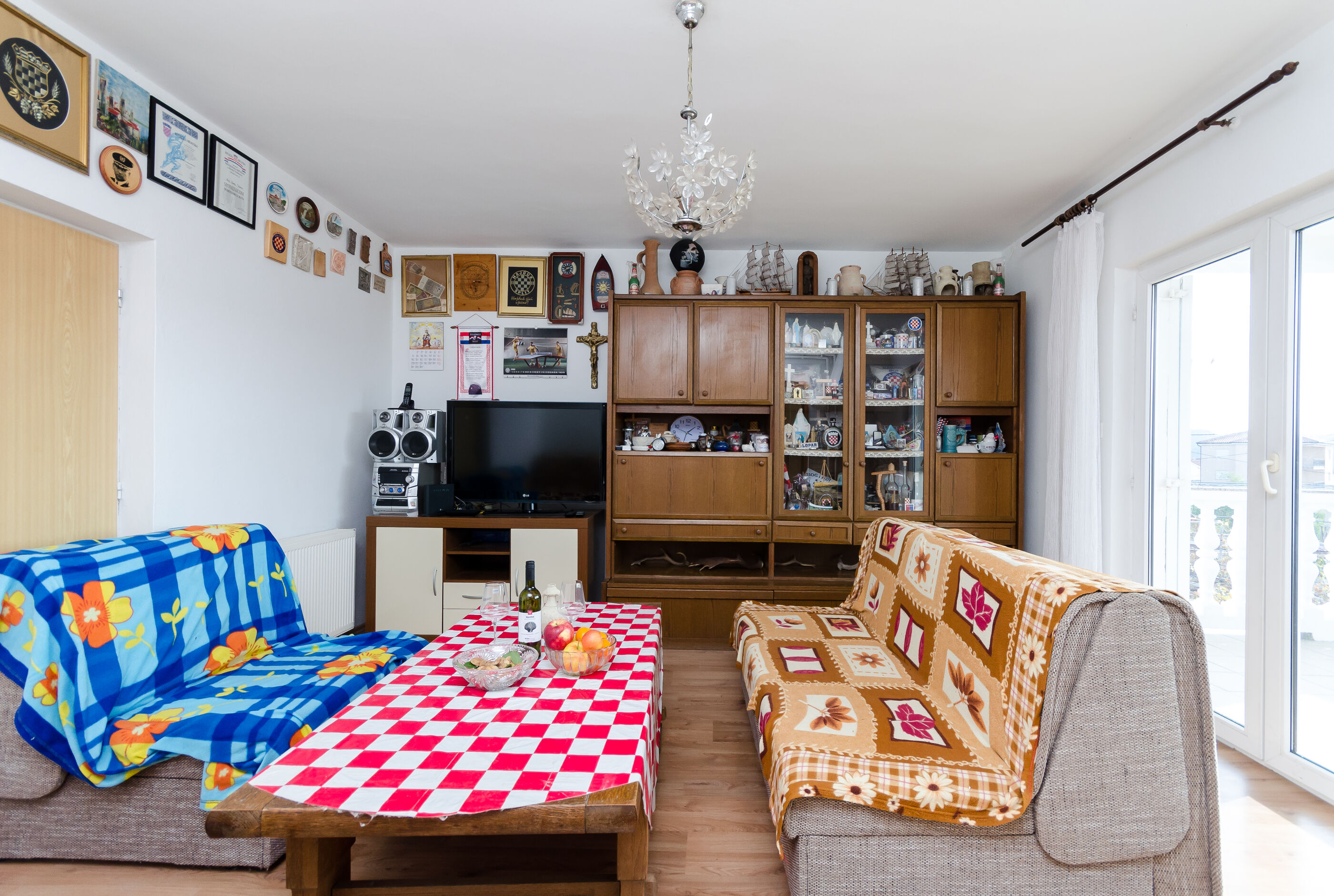 Apartments Mirko R 69281-A1