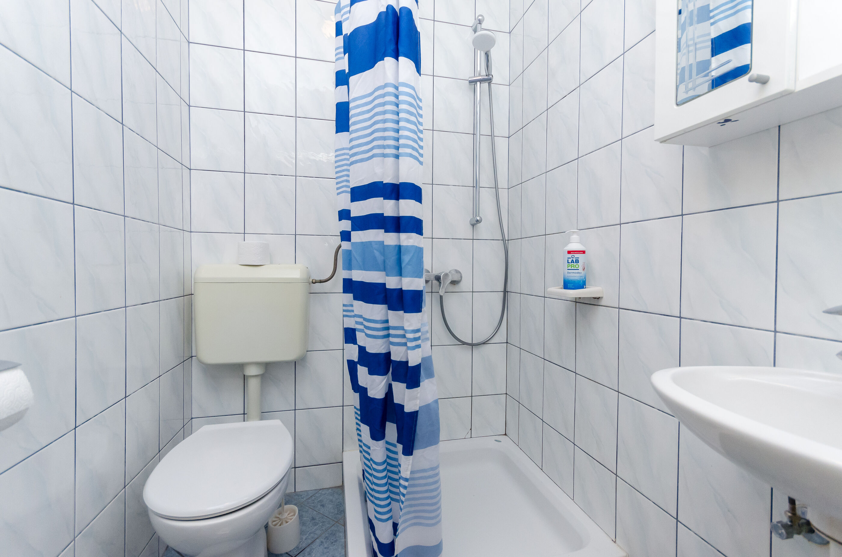 Apartments Mirko R 69281-A1