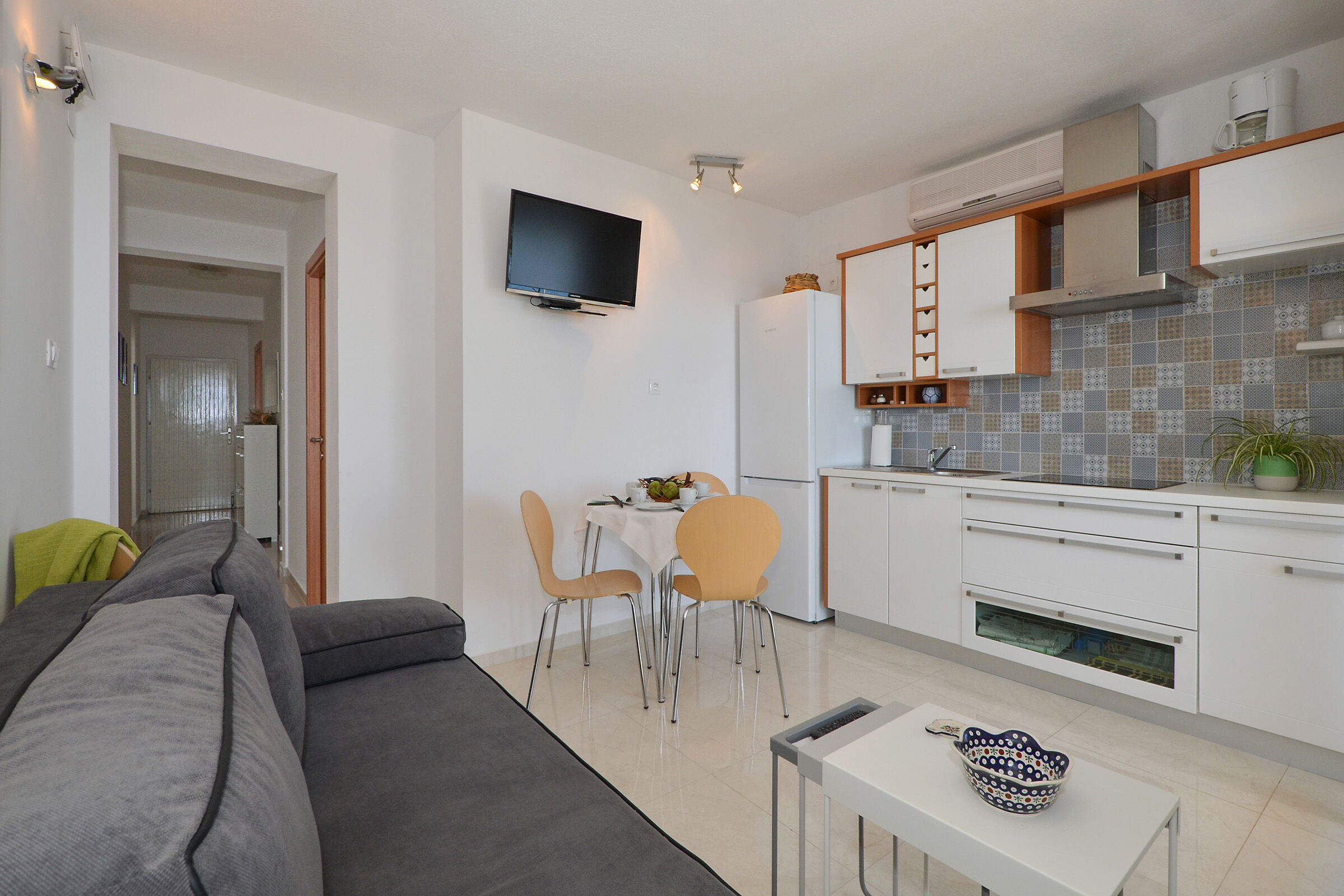 Apartments Inge 43921-A2