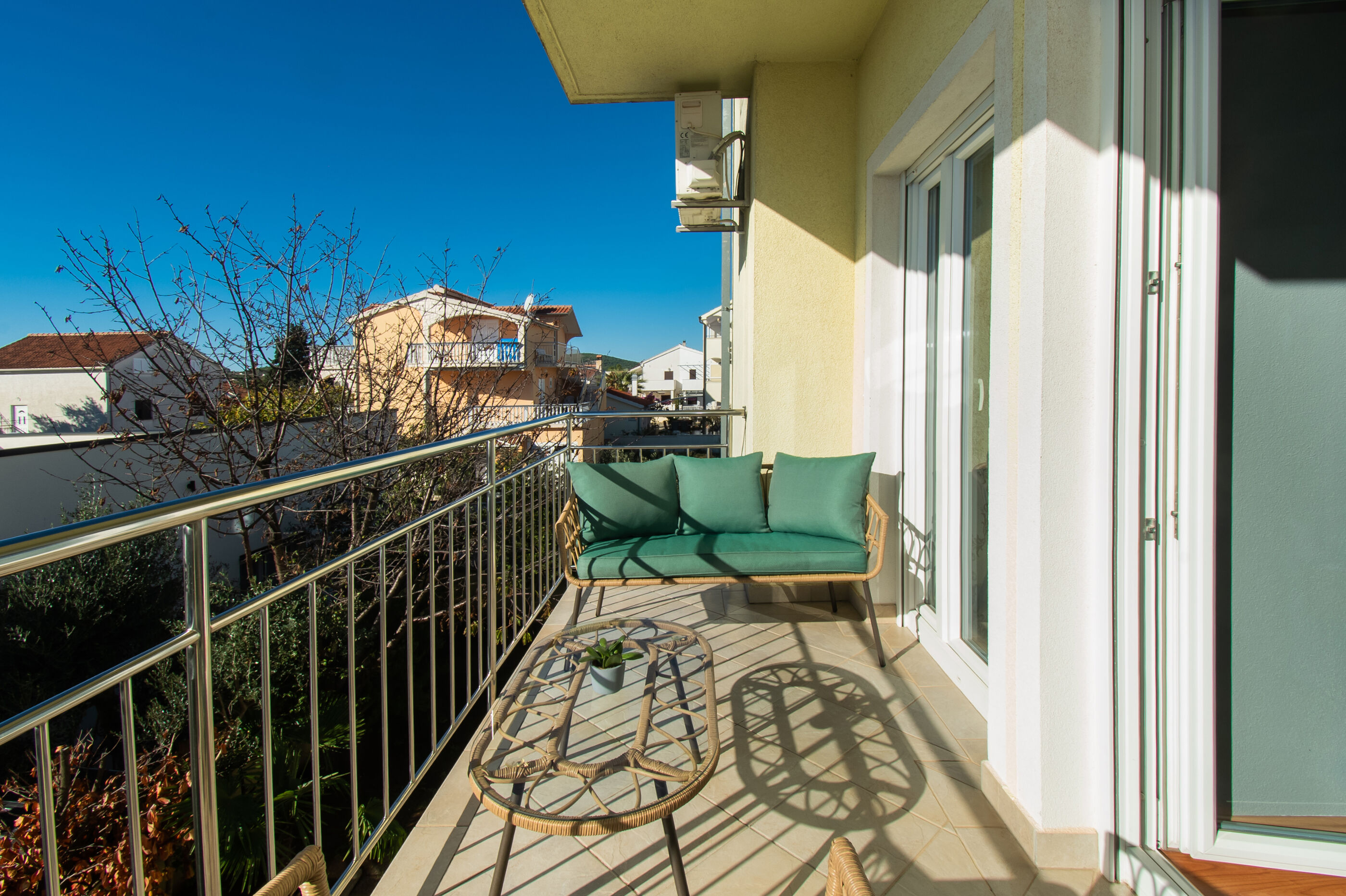 Apartments Ivica 90121-A2