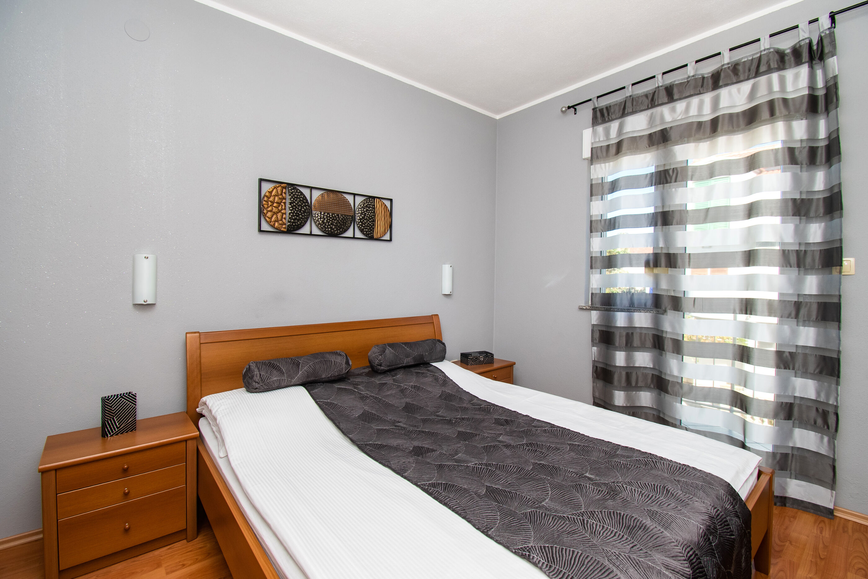 Apartments Ivica 90121-A3