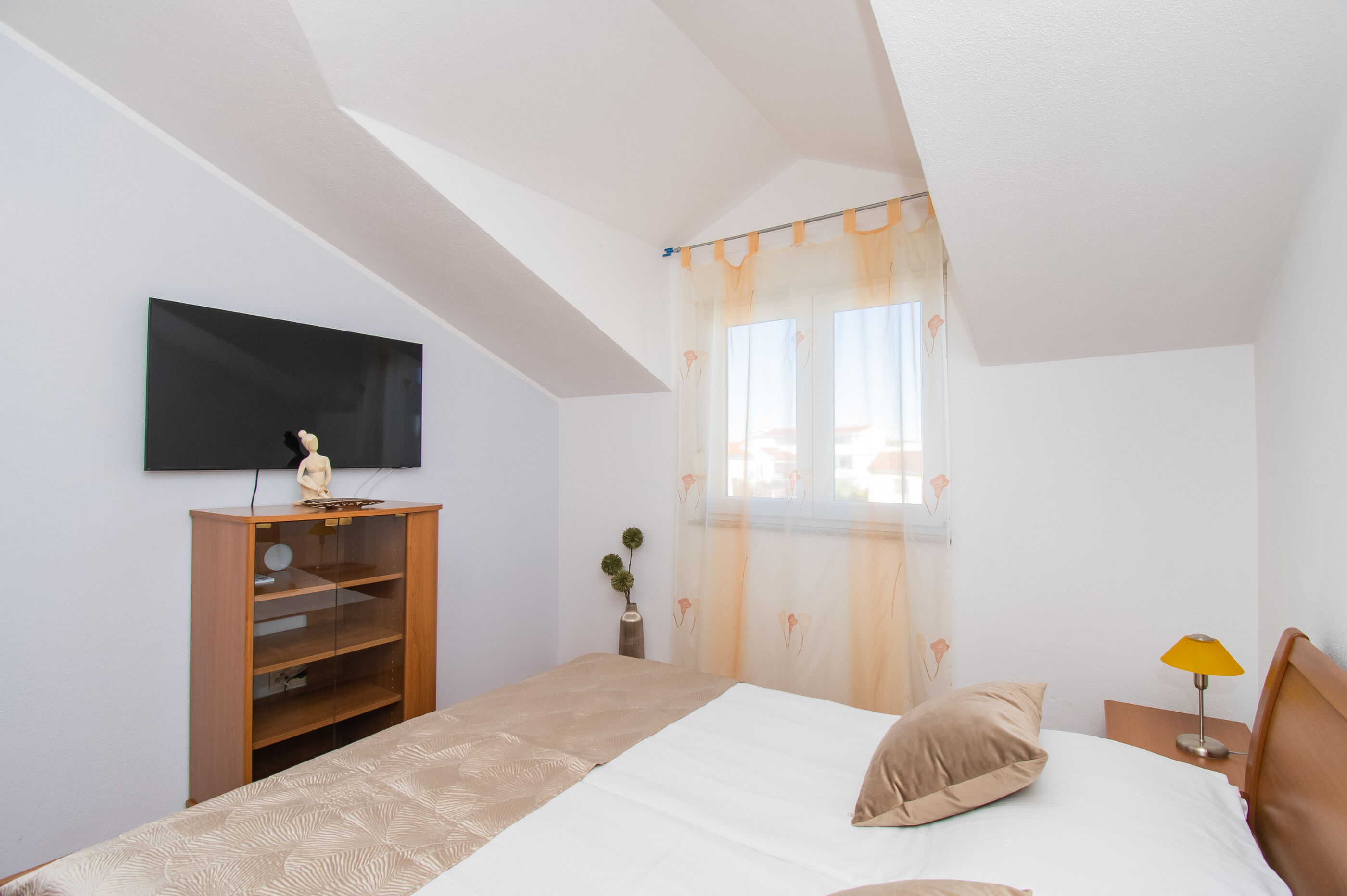 Apartments Ivica 90121-A4