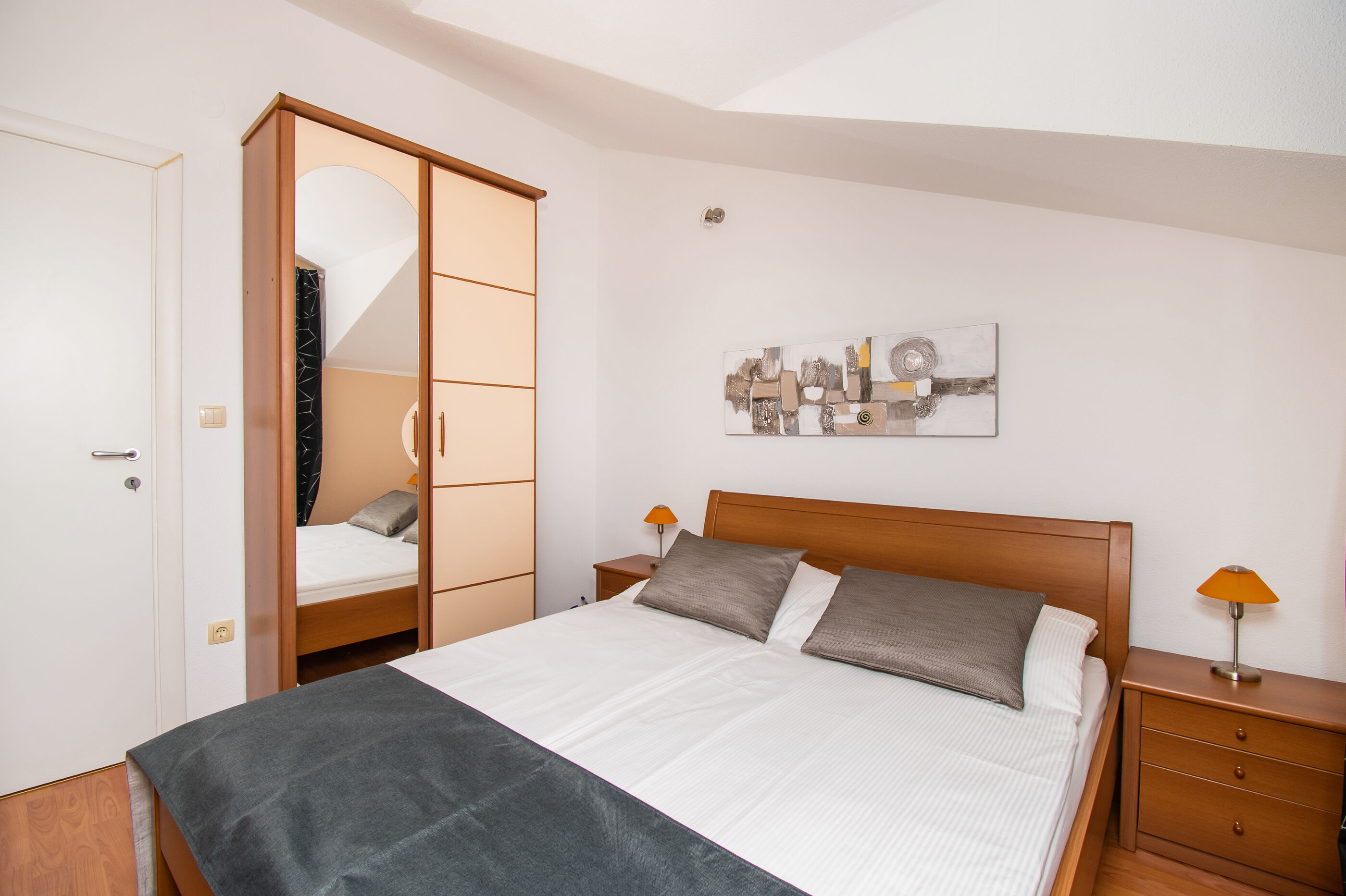 Apartments Ivica 90121-A6