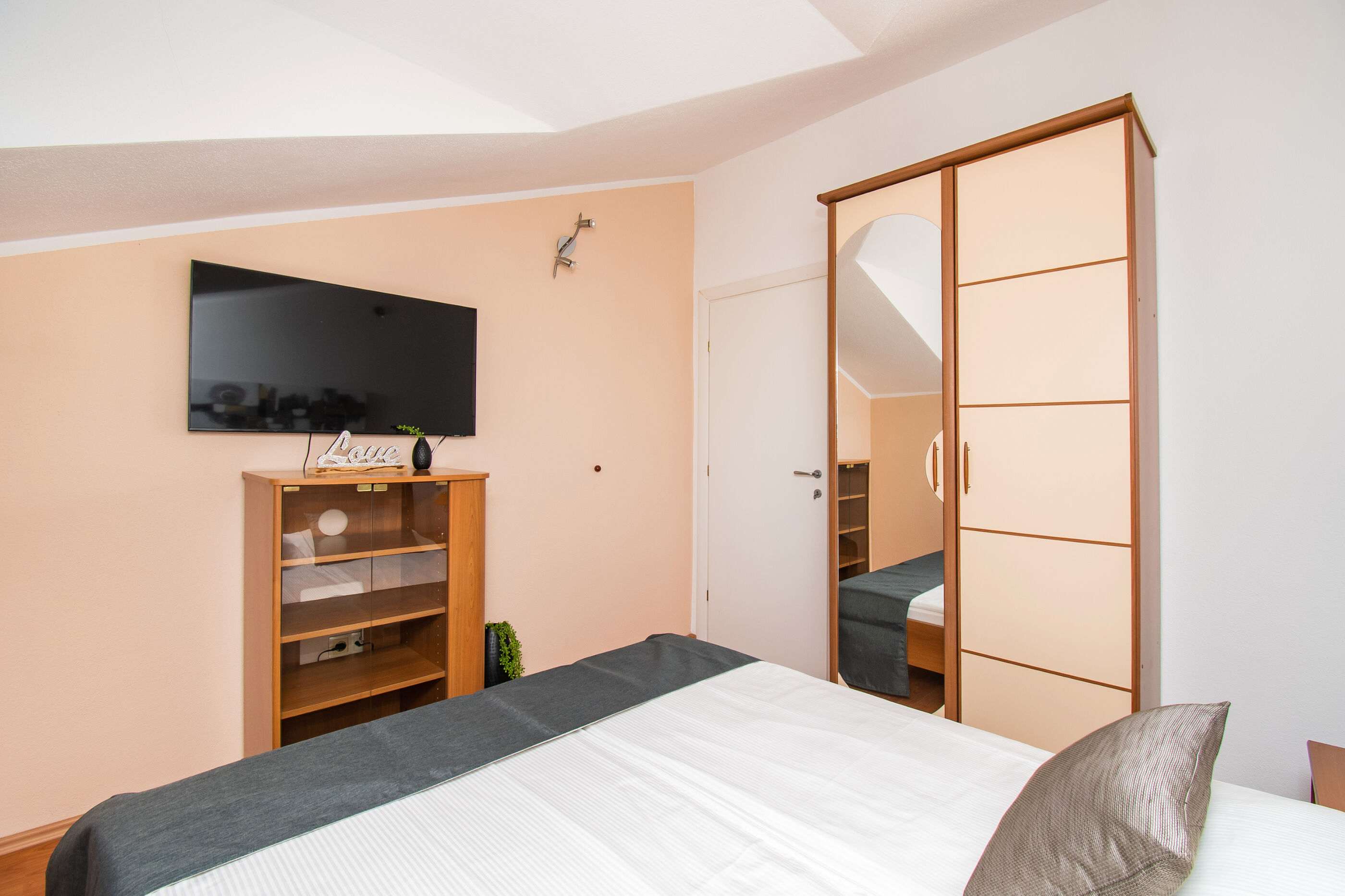Apartments Ivica 90121-A6