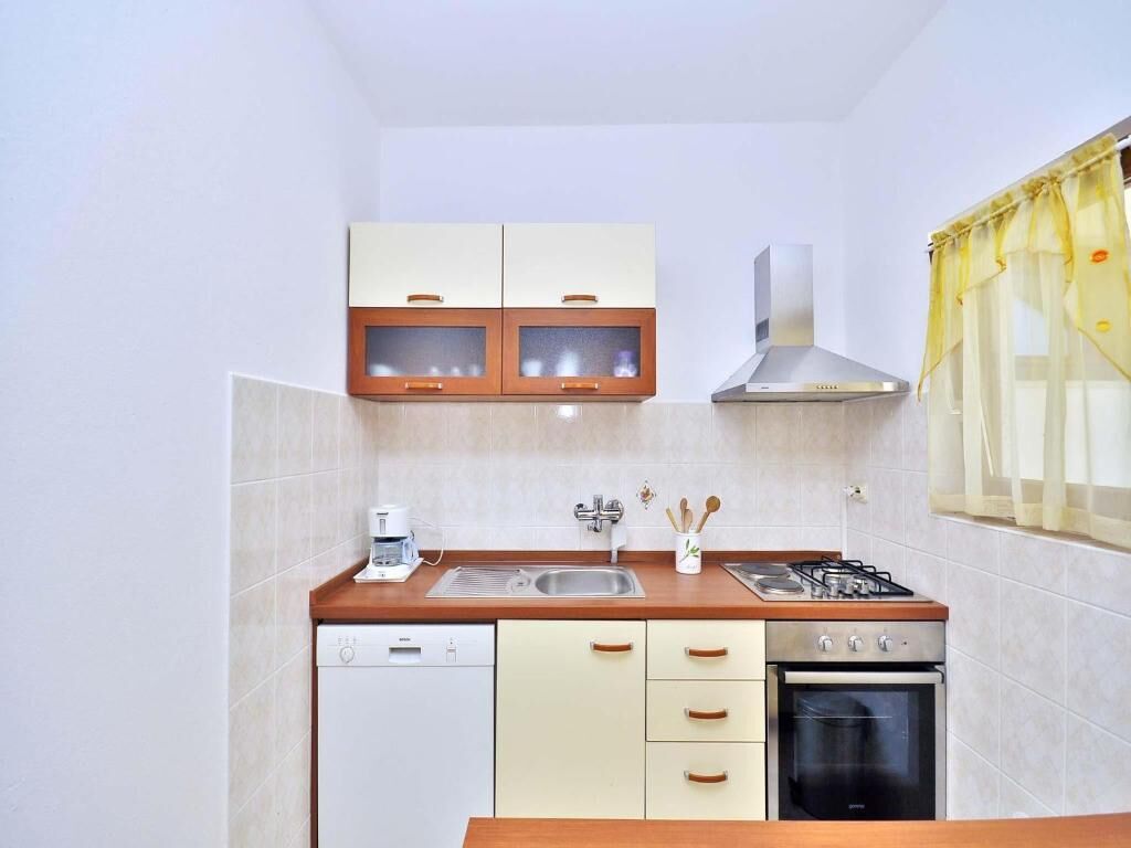 House Bruno 76571-K1