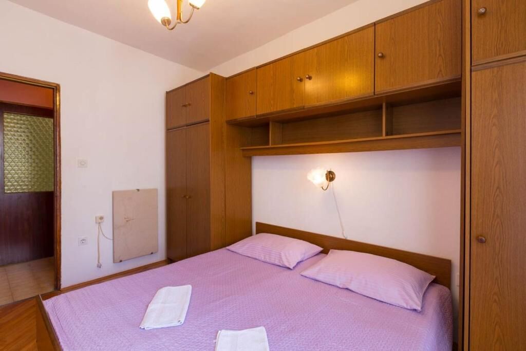 Apartments Ivan 86001-A2