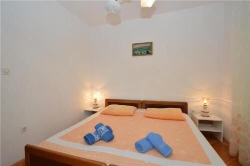 Apartments Ivan 86001-A2