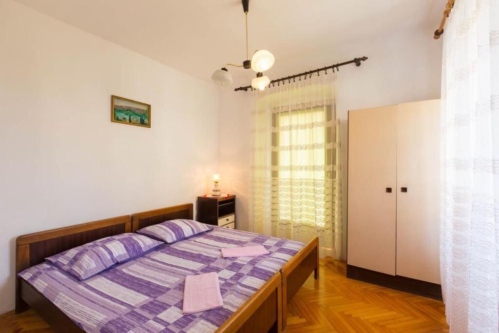 Apartments Ivan 86001-A2