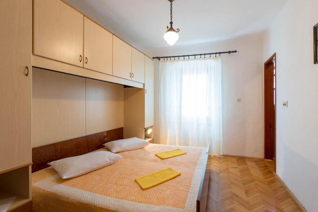 Apartments Ivan 86001-A1