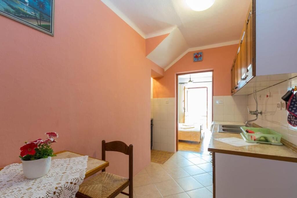 Apartments Ivan 86001-A1