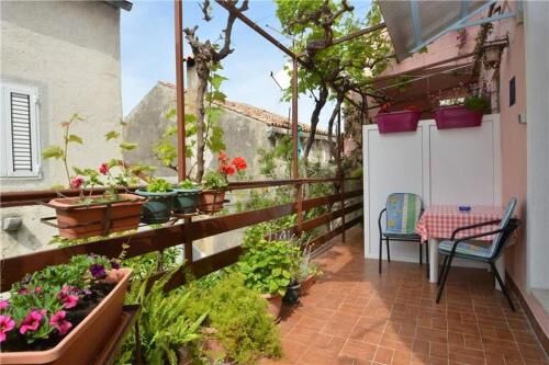 Apartments Ivan 86001-A1